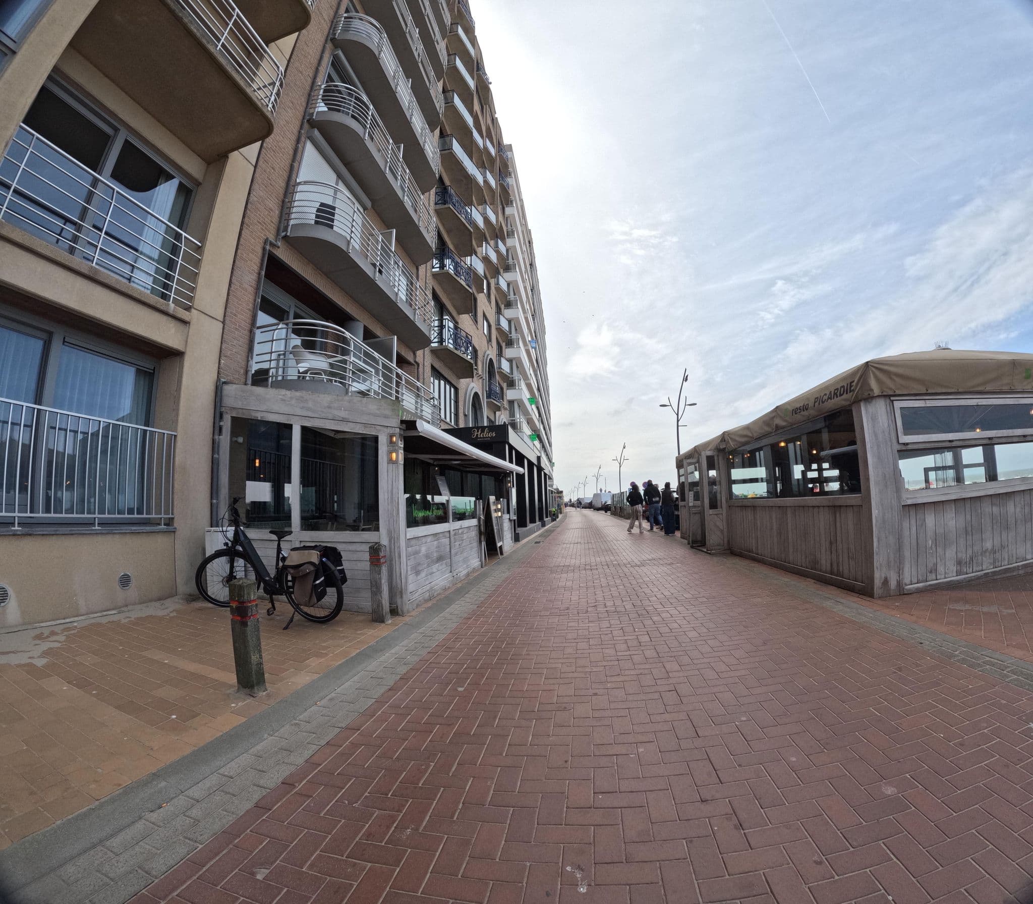 Street view near Helios, Blankenberge — © filipc (CC BY-SA · Mapillary)