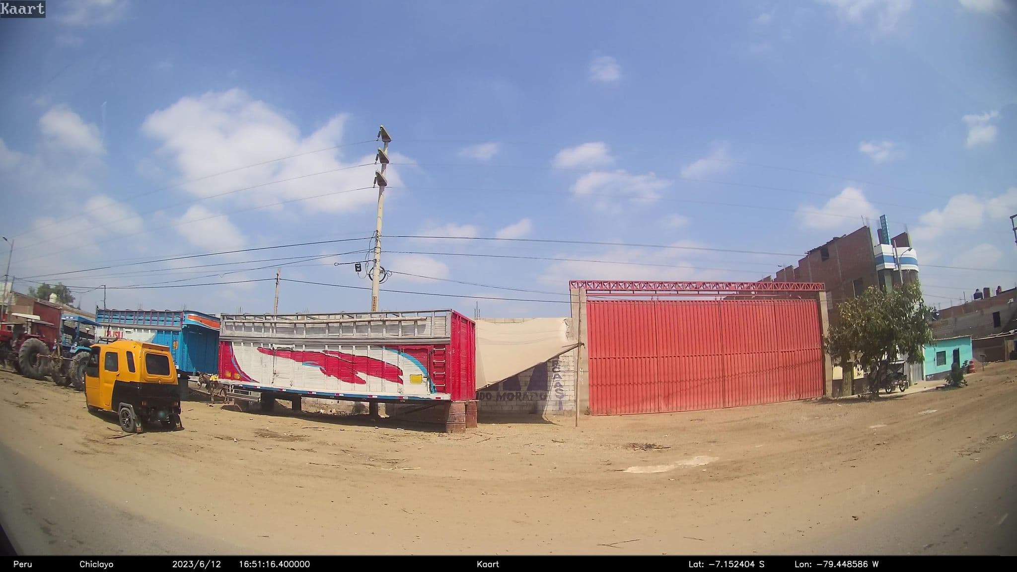 Street view near Erick Hostal, Pacanga — © kaart_2 (CC BY-SA · Mapillary)