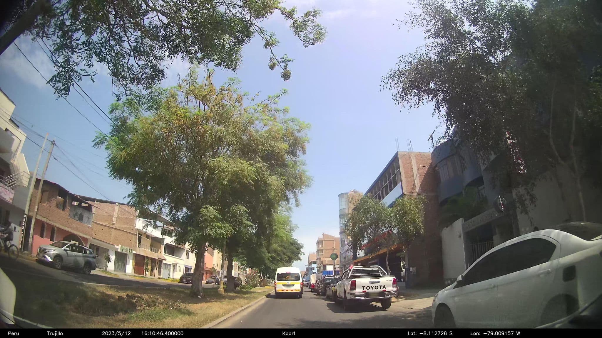 Street view near Hostal Bungalows, Trujillo — © kaart_2 (CC BY-SA · Mapillary)