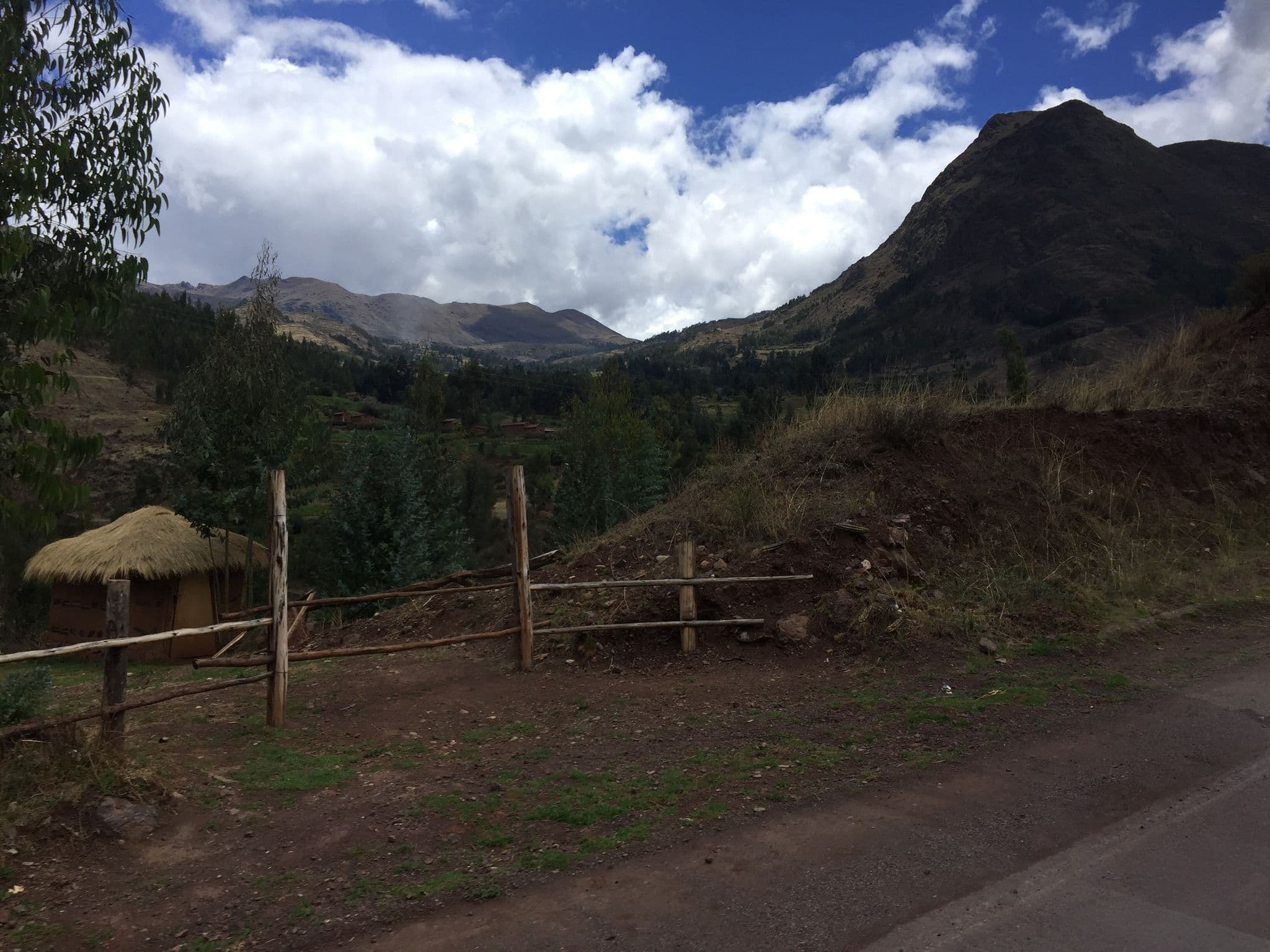 Street view near Kausay Punku Informal Campsite, Pisac — © raul (CC BY-SA · Mapillary)