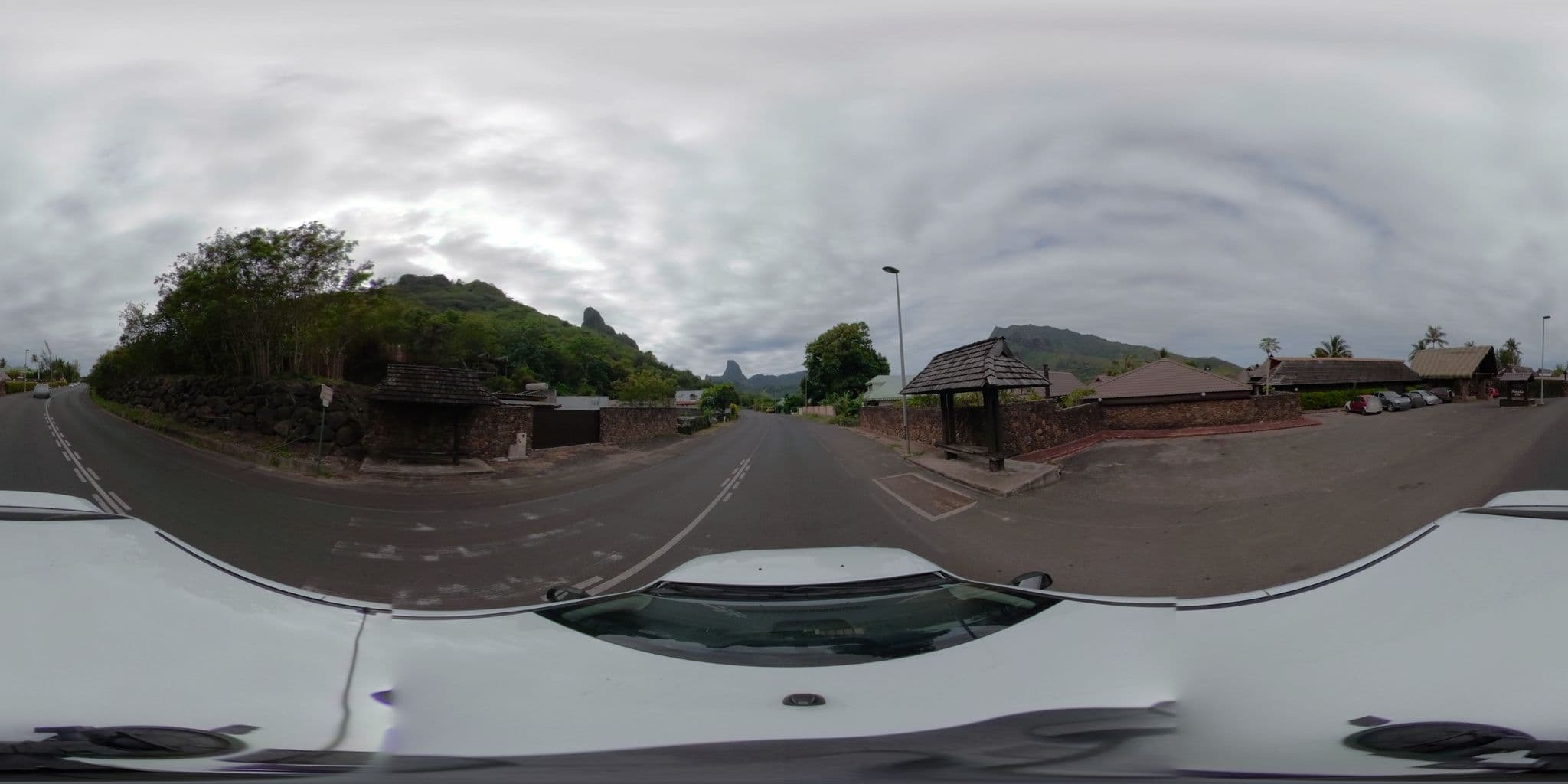 Street view near Hôtel Kaveka, Paopao — © ratzillas (CC BY-SA · Mapillary)