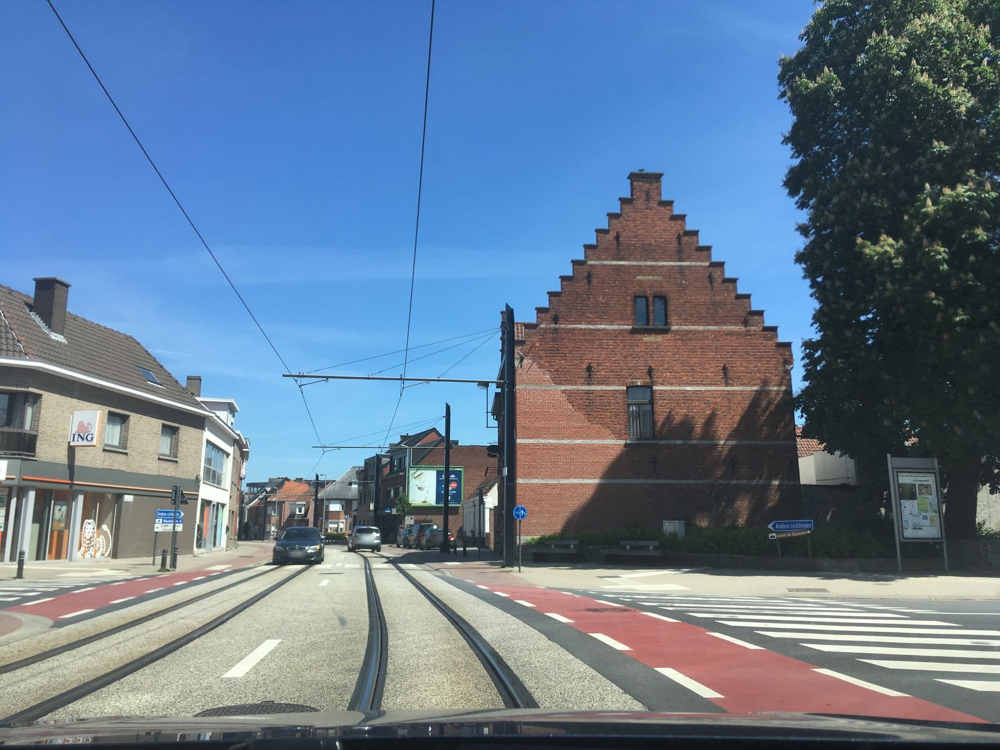 Street view near d'Apotheeke, Zwijnaarde — © timcouwelier (CC BY-SA · Mapillary)