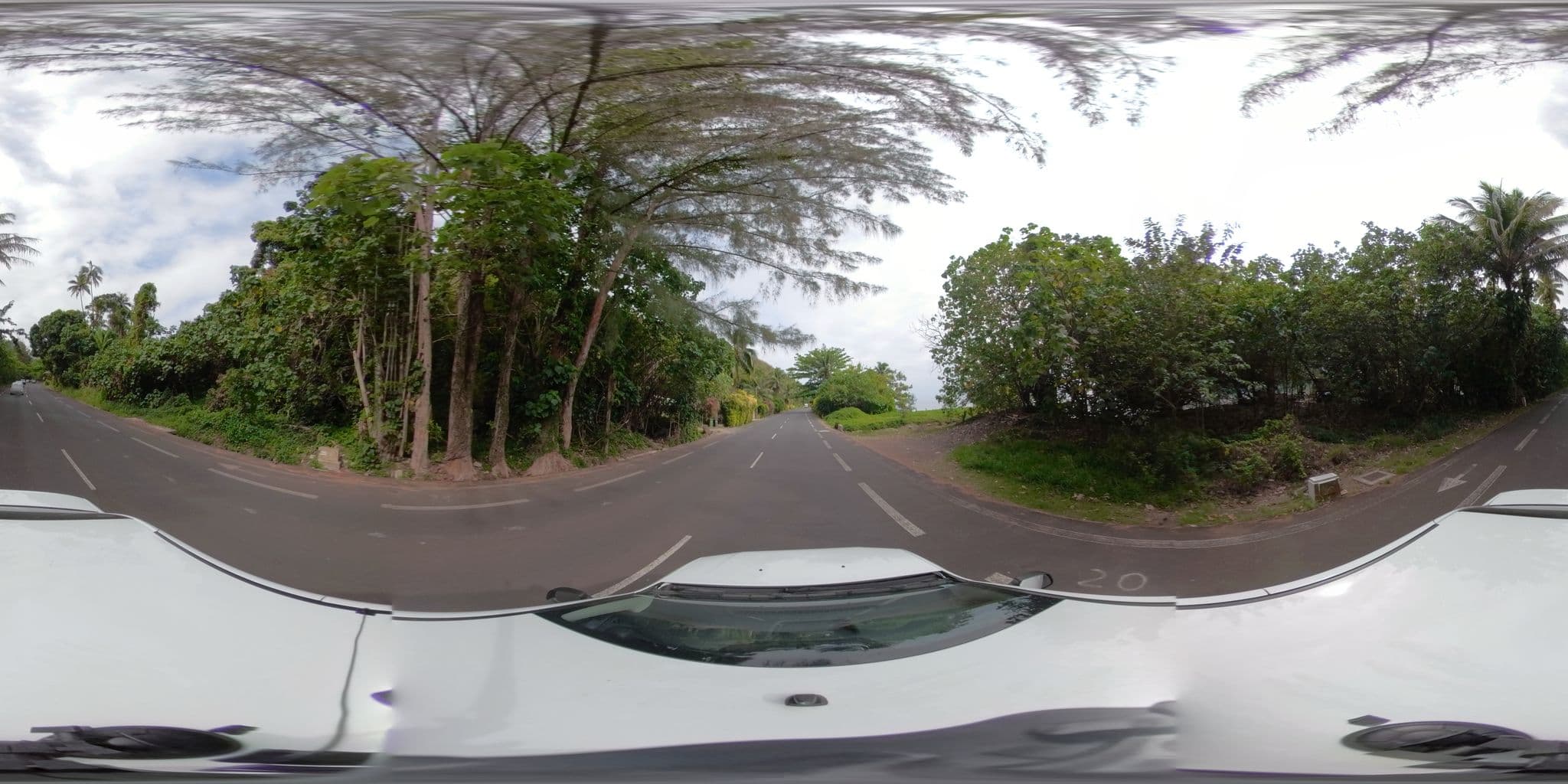 Street view near Steph, Papetoai — © ratzillas (CC BY-SA · Mapillary)