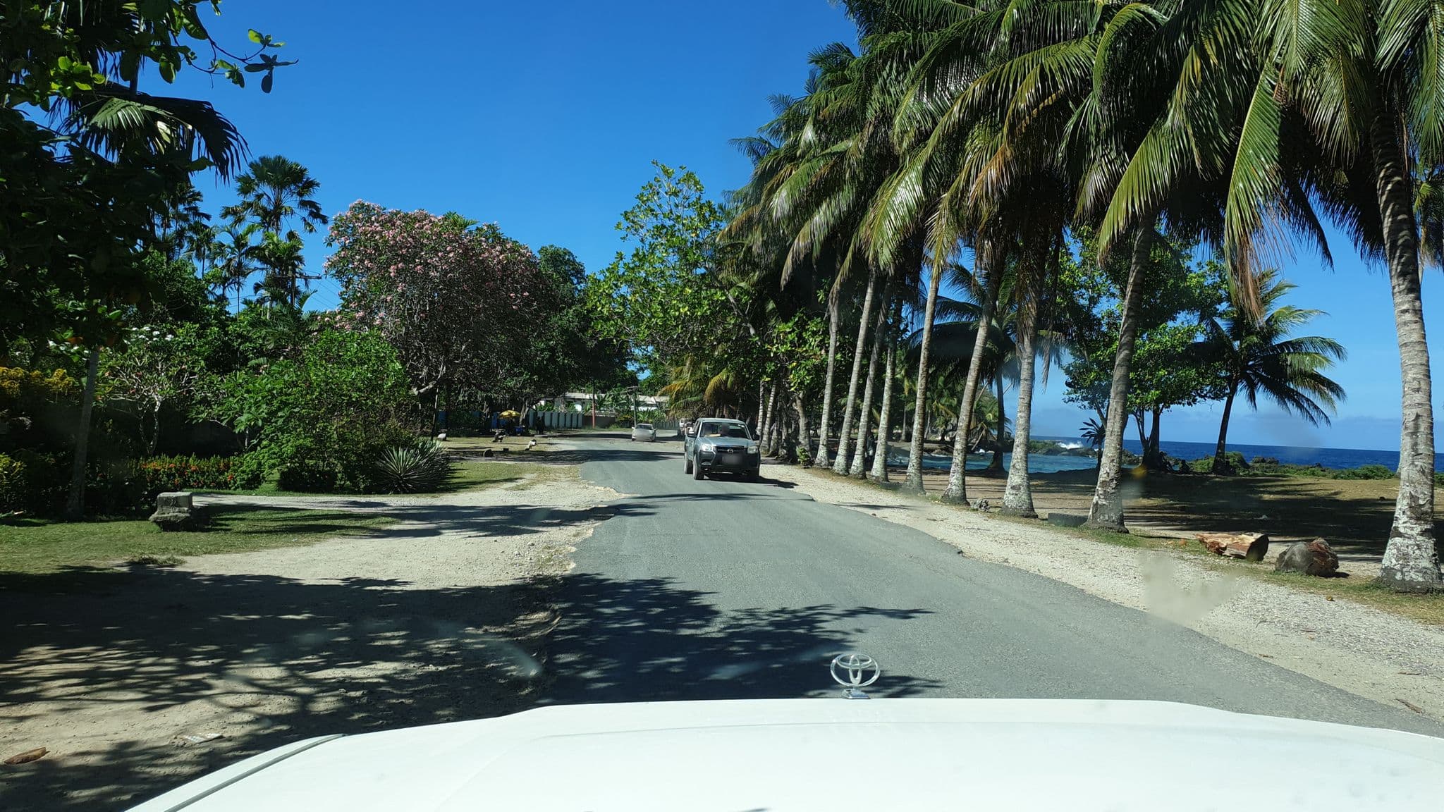 Street view near Coronation Drive Guesthouse, Madang — © tssp (CC BY-SA · Mapillary)
