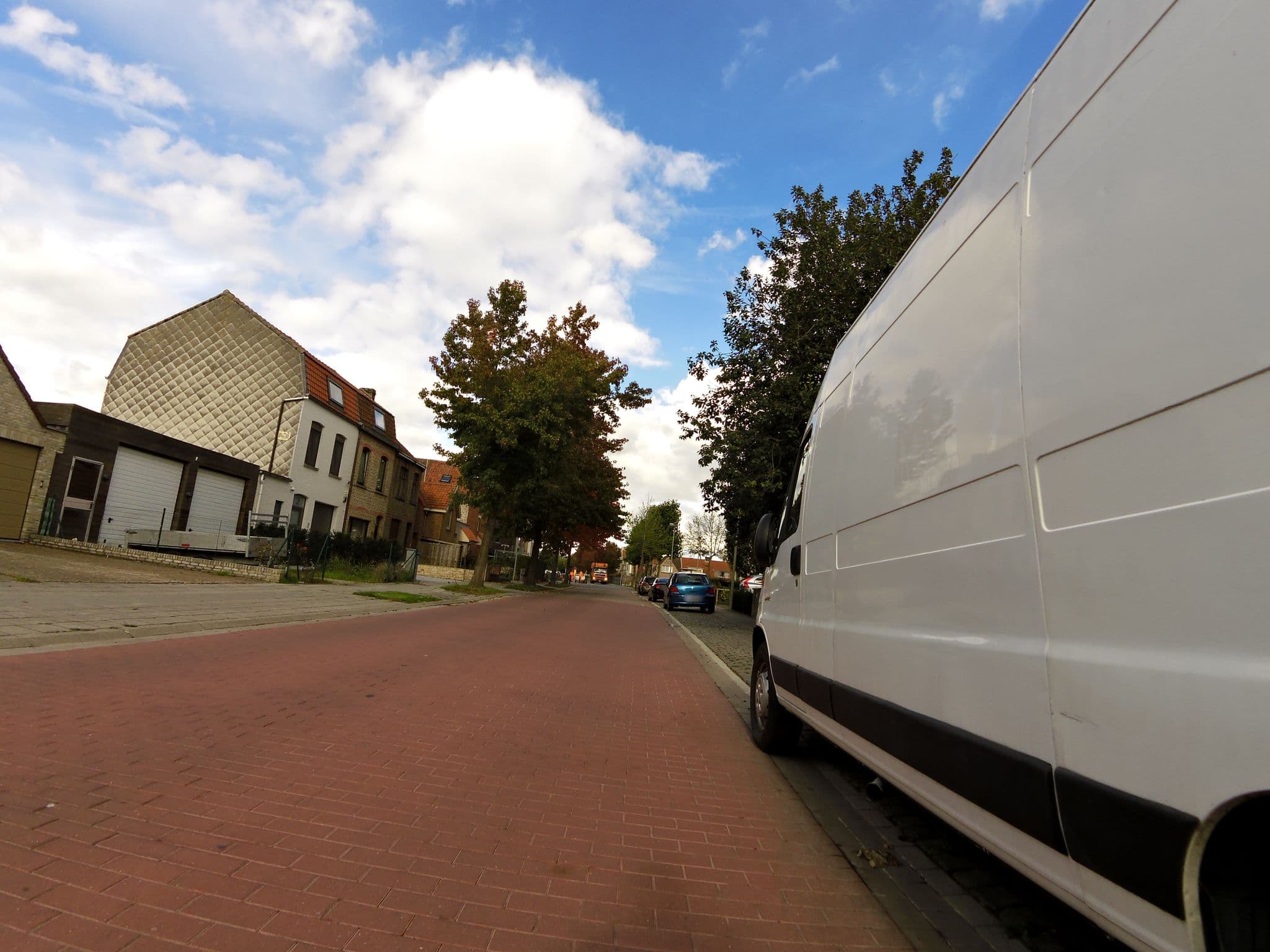 Street view near De Vijf Zuilen, Sint-Kruis — © zors1843 (CC BY-SA · Mapillary)