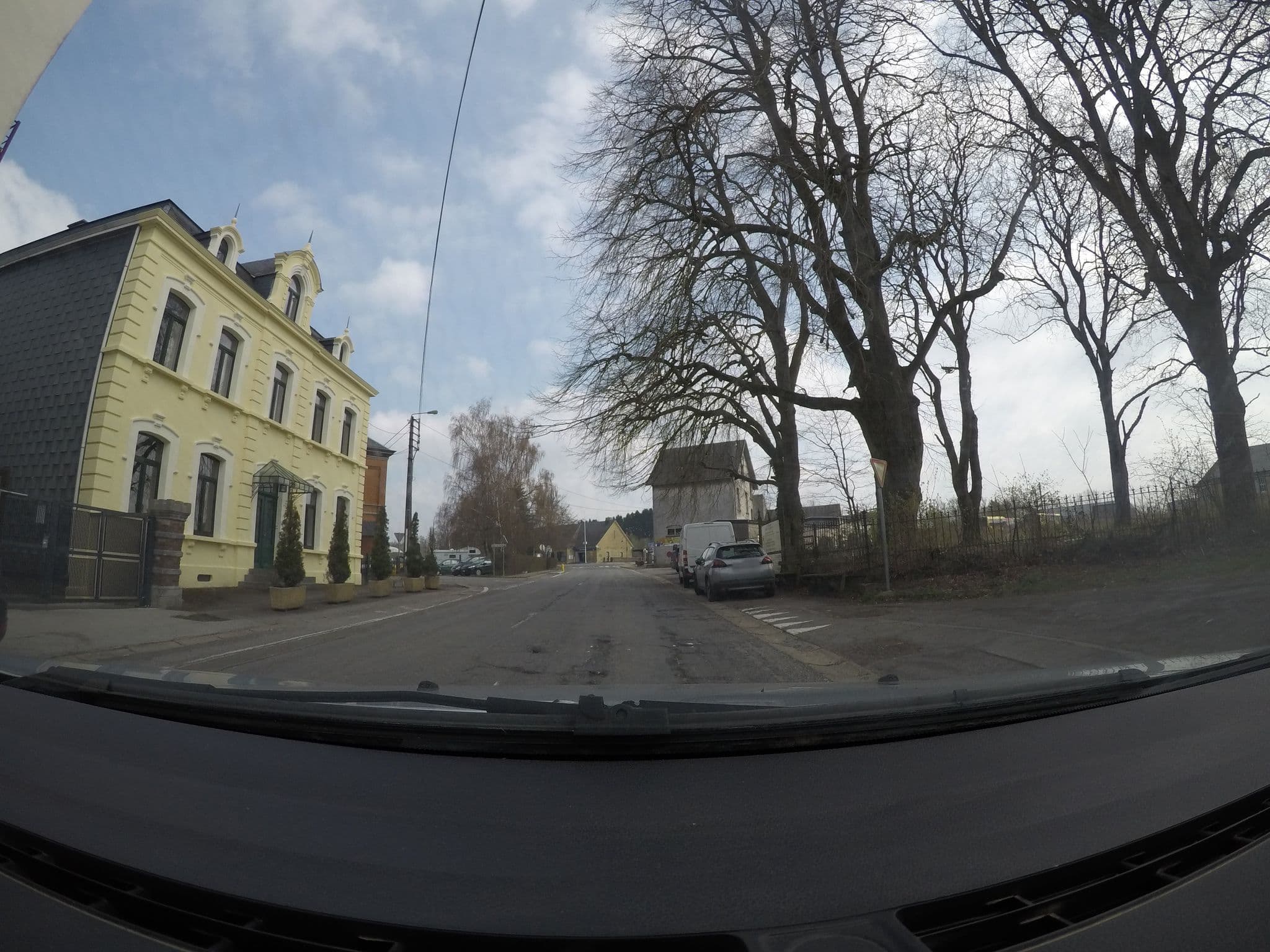Street view near Chez Myriam, Rulles — © juminet (CC BY-SA · Mapillary)