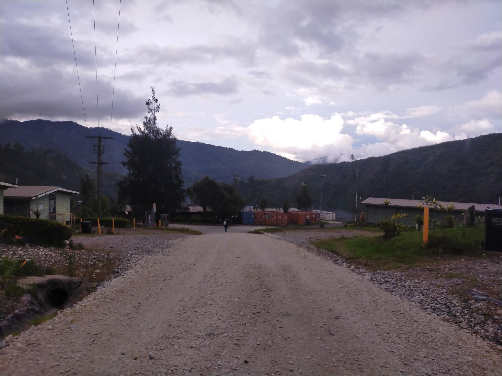Street view near GH09, Porgera — © nicxonpiaso (CC BY-SA · Mapillary)