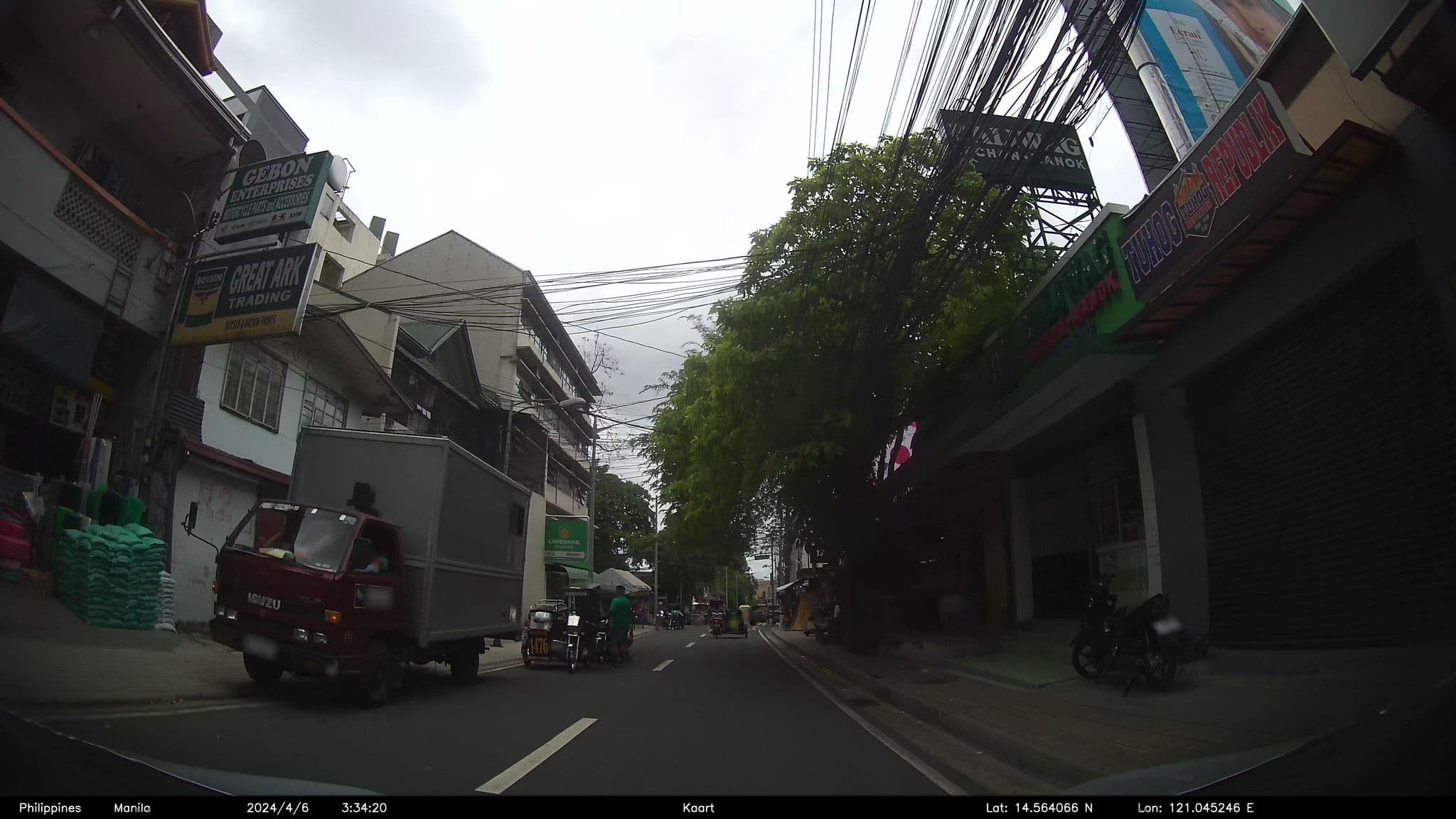 Street view near Park Suites Hotel, Mandaluyong — © kaart_3 (CC BY-SA · Mapillary)