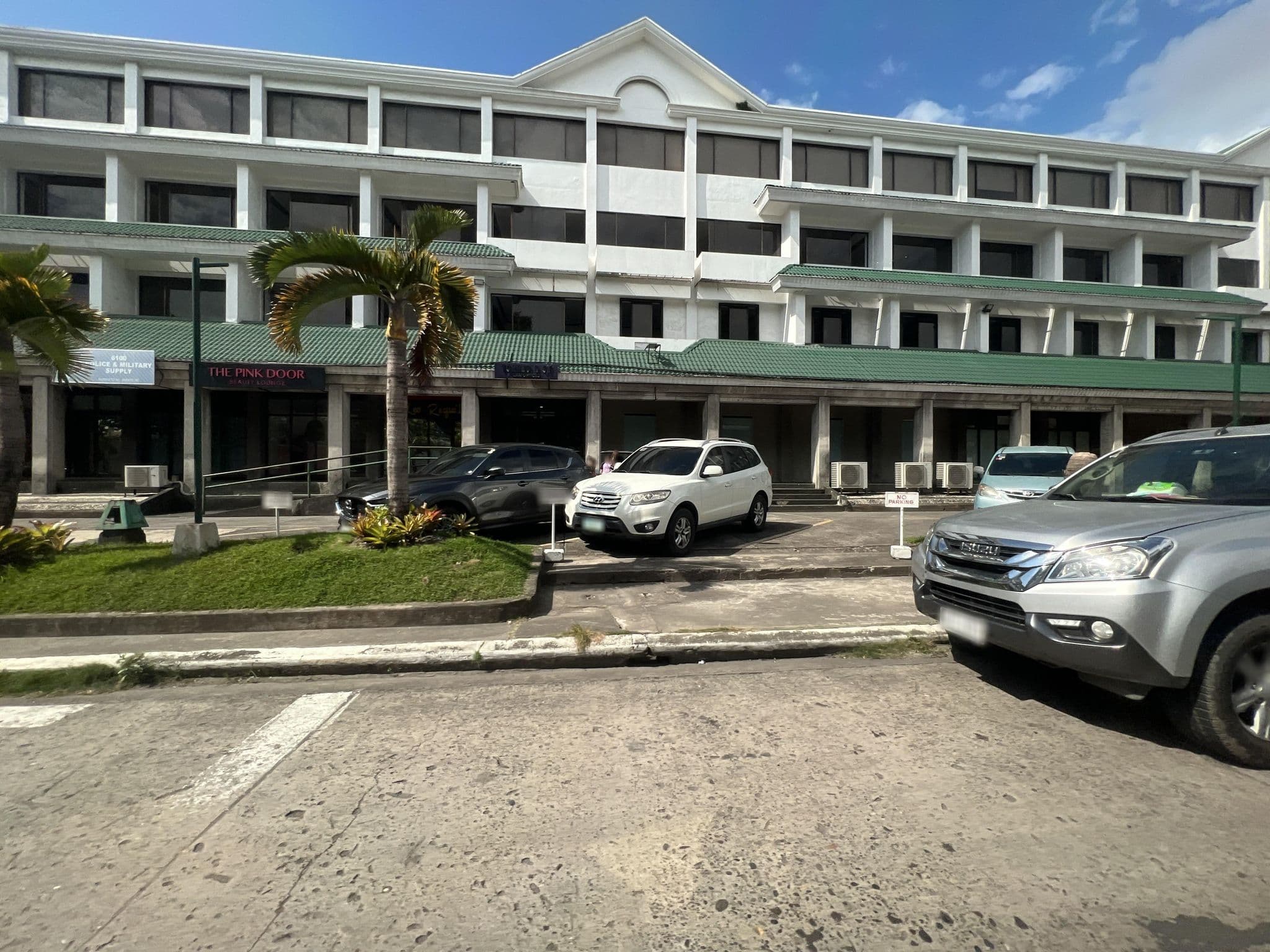 Street view near Luxur Place, Bacolod City — © jeth888 (CC BY-SA · Mapillary)