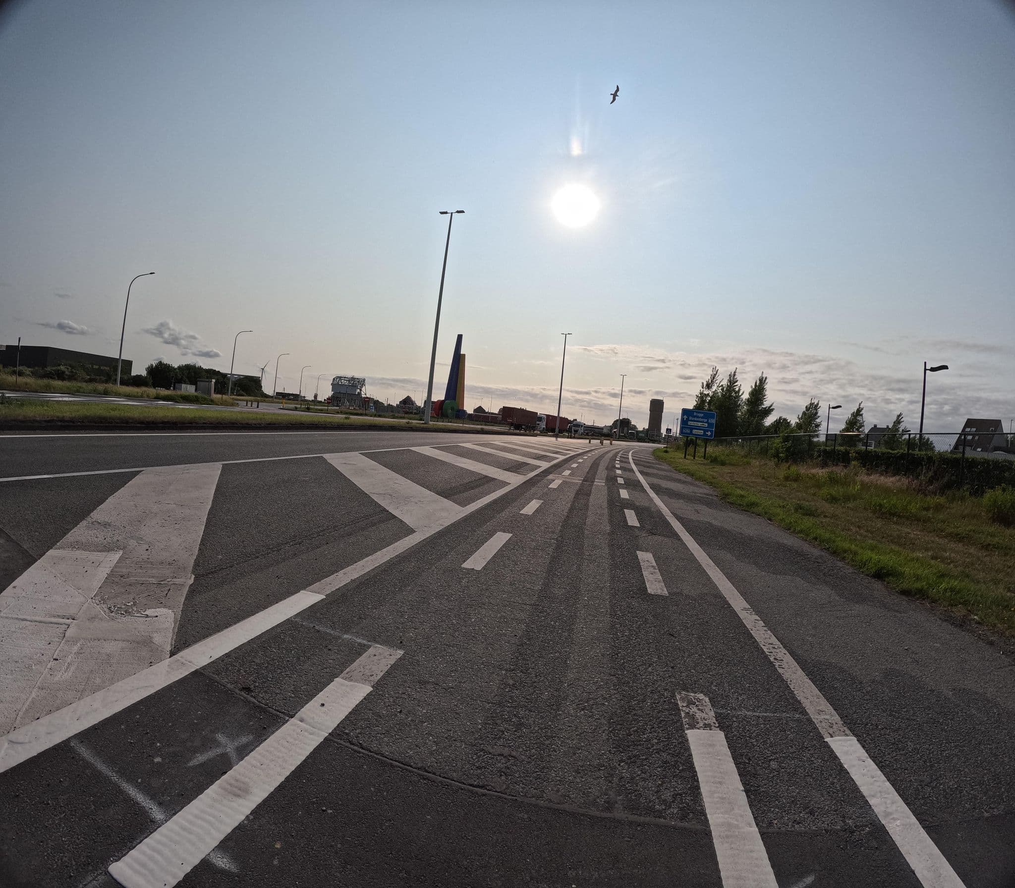 Street view near Holiday Suites Zeebrugge, Zeebrugge — © filipc (CC BY-SA · Mapillary)