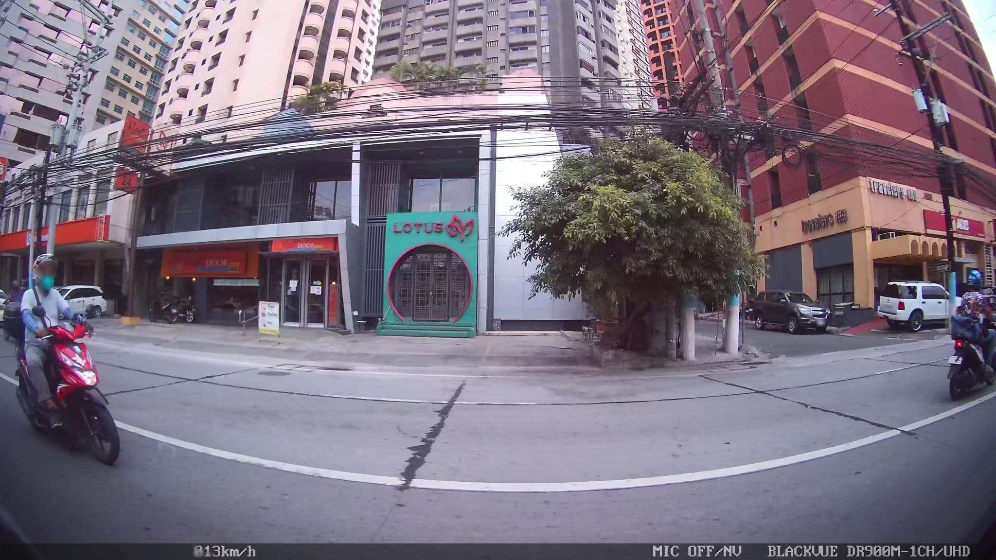 Street view near Traveller's Inn, Bel Air — © kaart_4 (CC BY-SA · Mapillary)