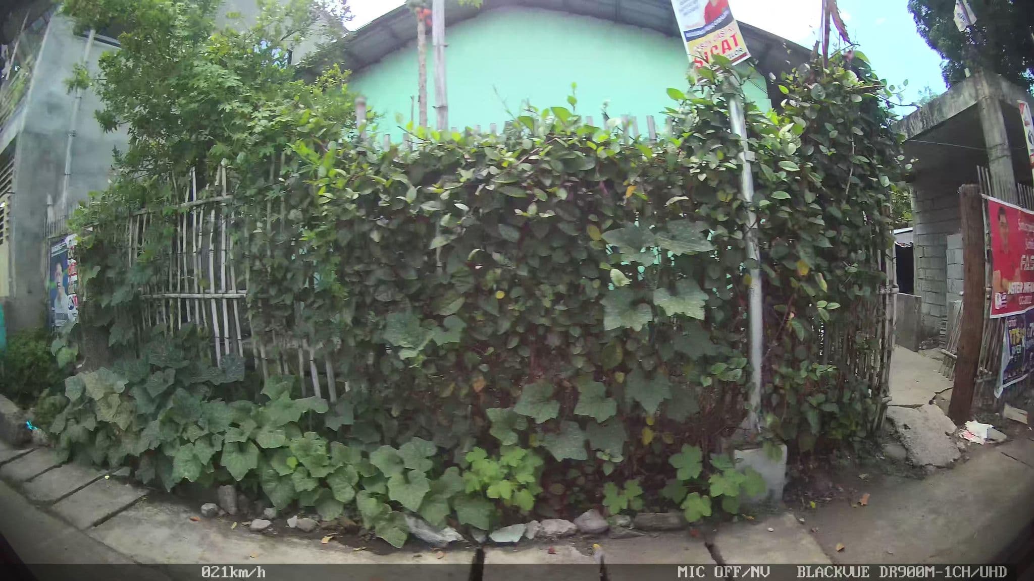 Street view near Helen's Apartment, Magliman — © kaart_2 (CC BY-SA · Mapillary)