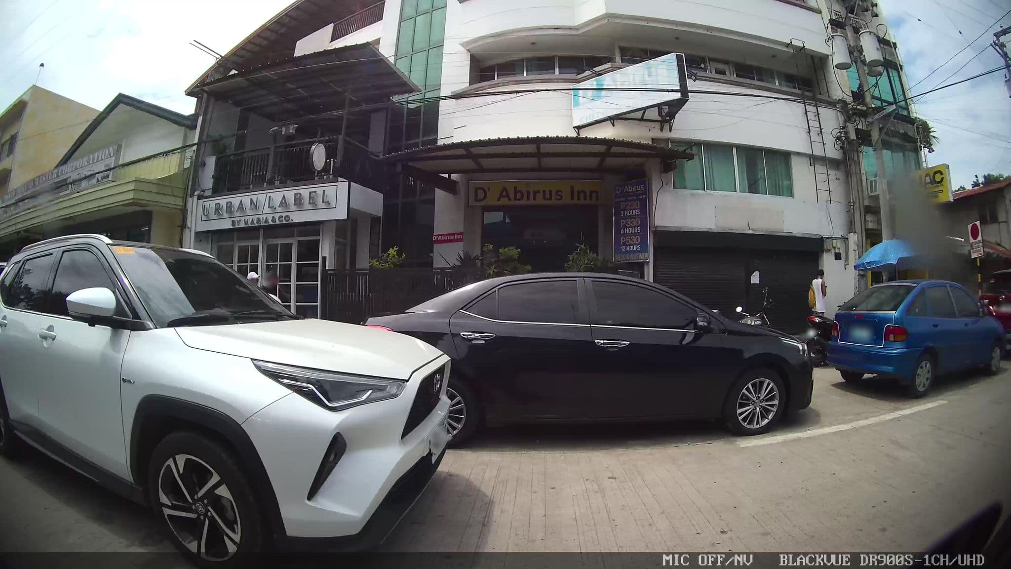 Street view near D'Abirus Inn, Davao — © Kaart---LEFT (CC BY-SA · Mapillary)