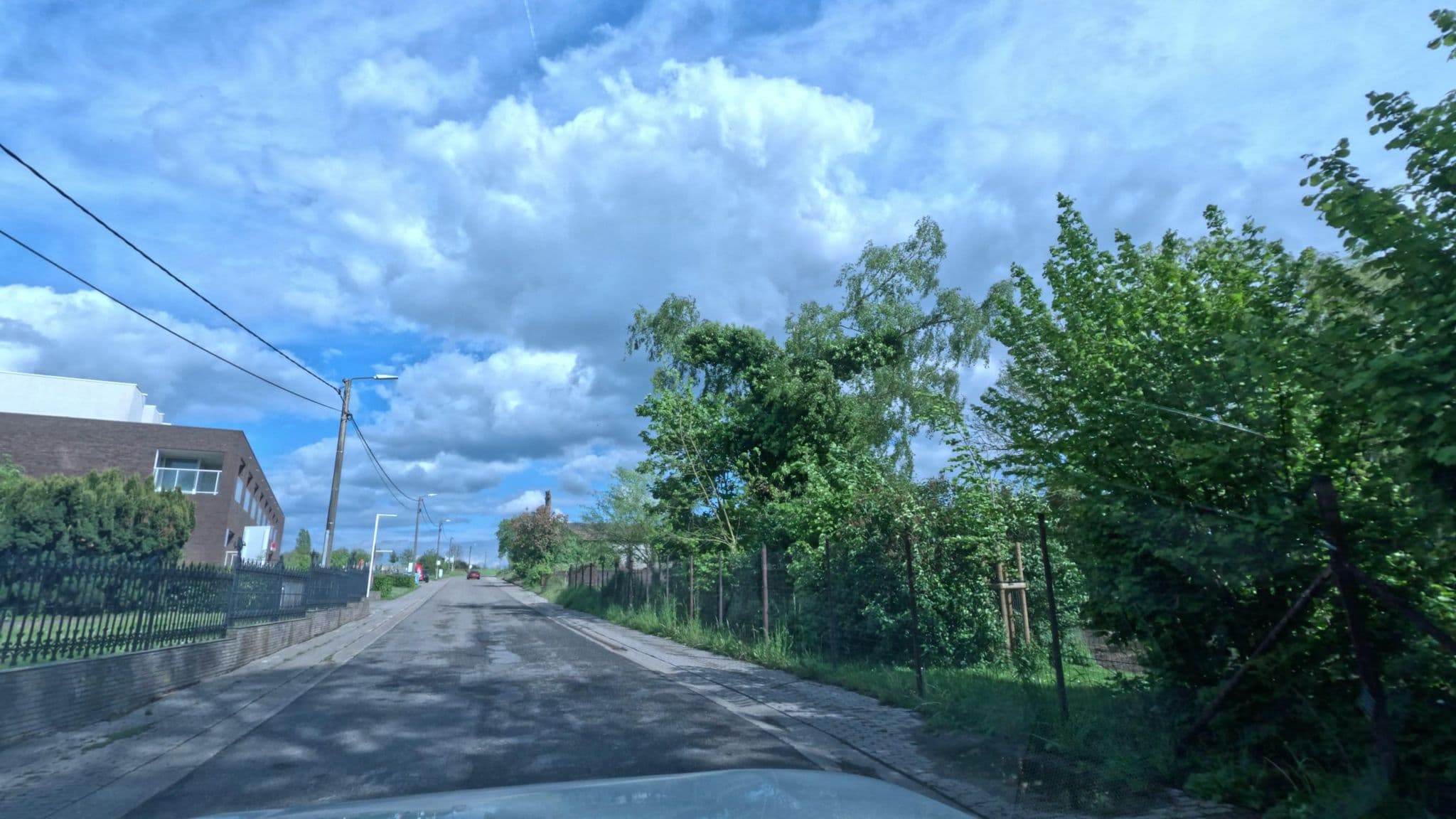 Street view near Hotel Brasserie L'O de Vie, Velm — © filipc (CC BY-SA · Mapillary)