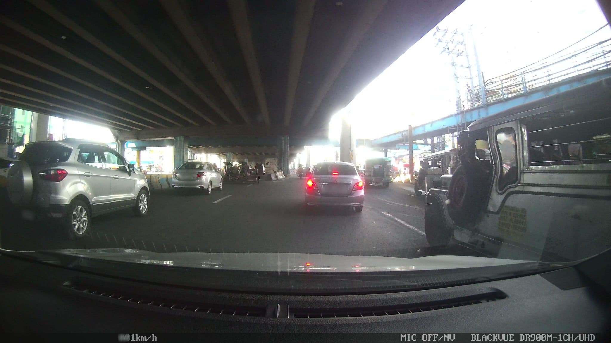 Street view near Hotel Sogo - Alabang Rotonda, Bayanan — © kaart_4 (CC BY-SA · Mapillary)
