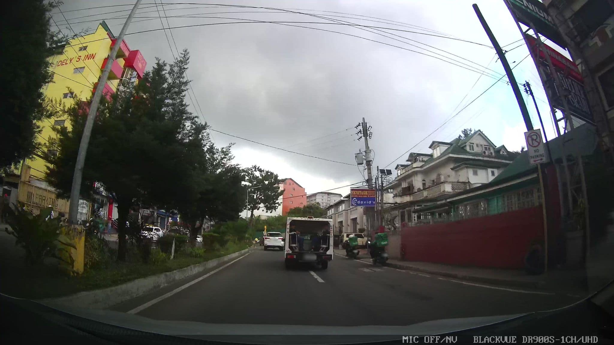 Street view near Dely's Inn, Baguio — © Kaart---FRONT (CC BY-SA · Mapillary)