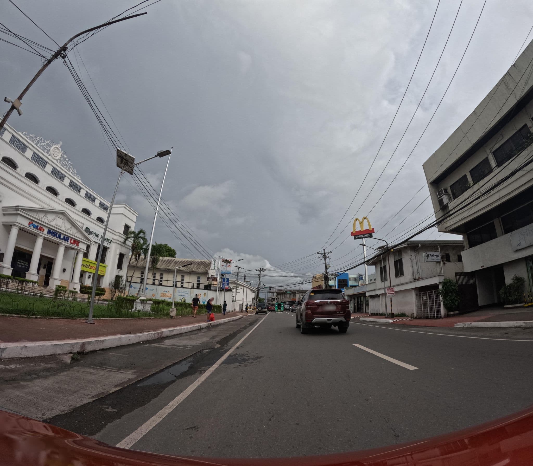 Street view near Village Townhouse, Tacloban — © DyniseLira (CC BY-SA · Mapillary)