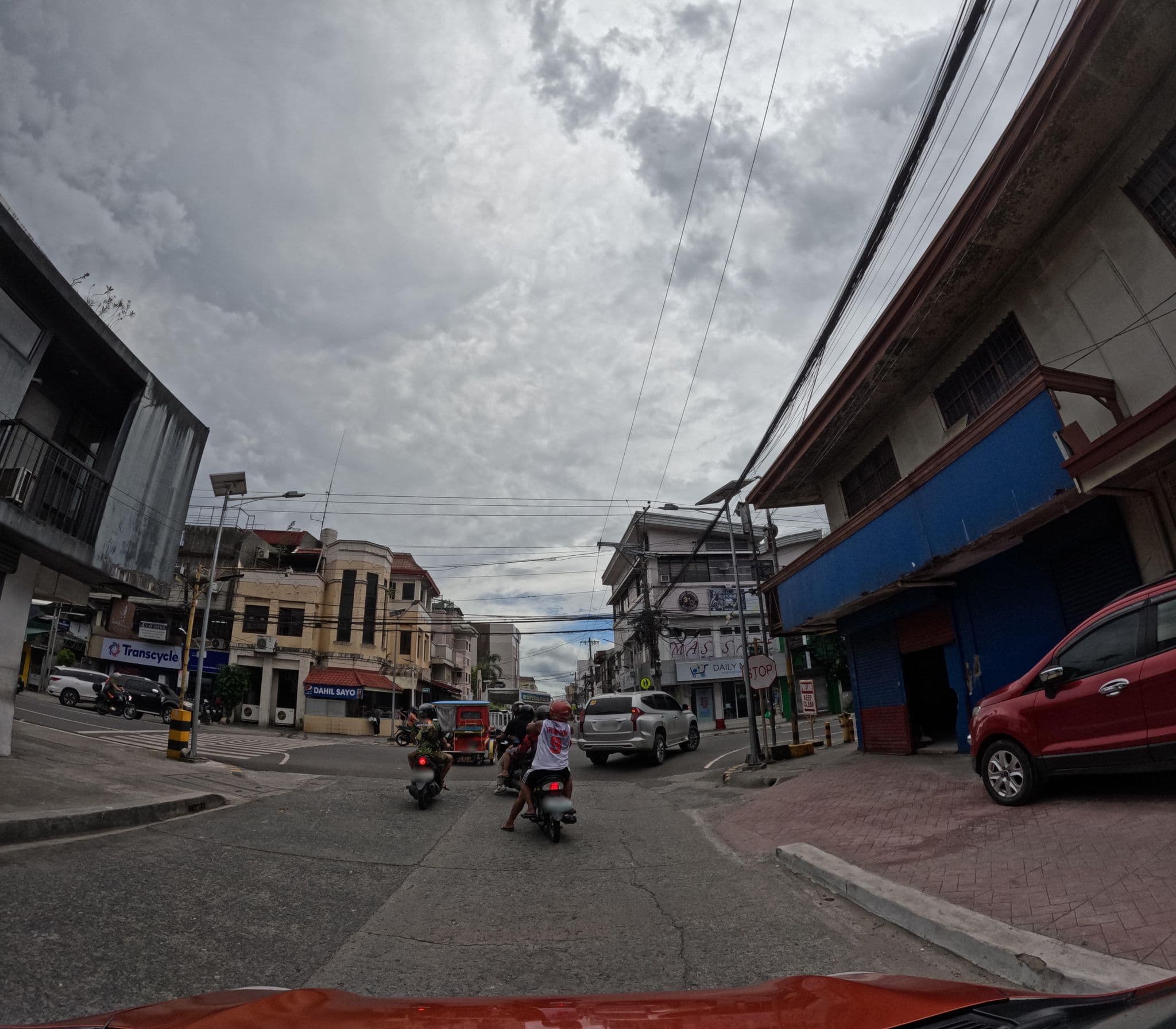 Street view near Jerucel, Tacloban — © Yoanna_Cabacaba (CC BY-SA · Mapillary)