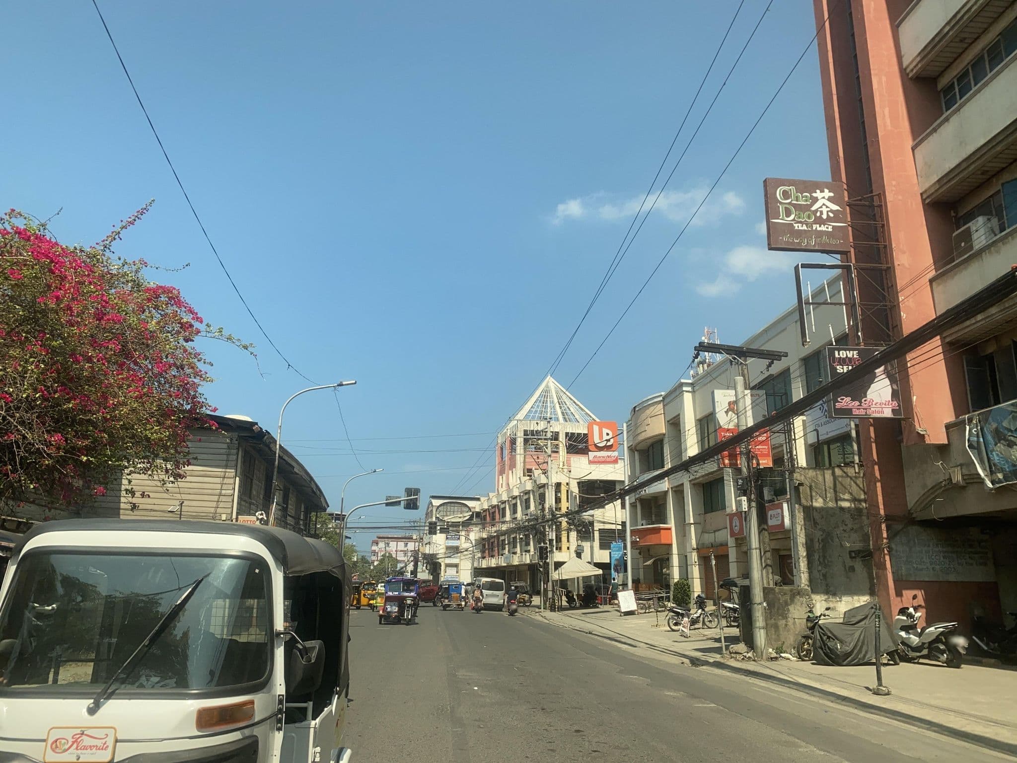 Street view near Jardin Laviña Hotel and Restaurant, Zamboanga — © TheSliverDonkey (CC BY-SA · Mapillary)