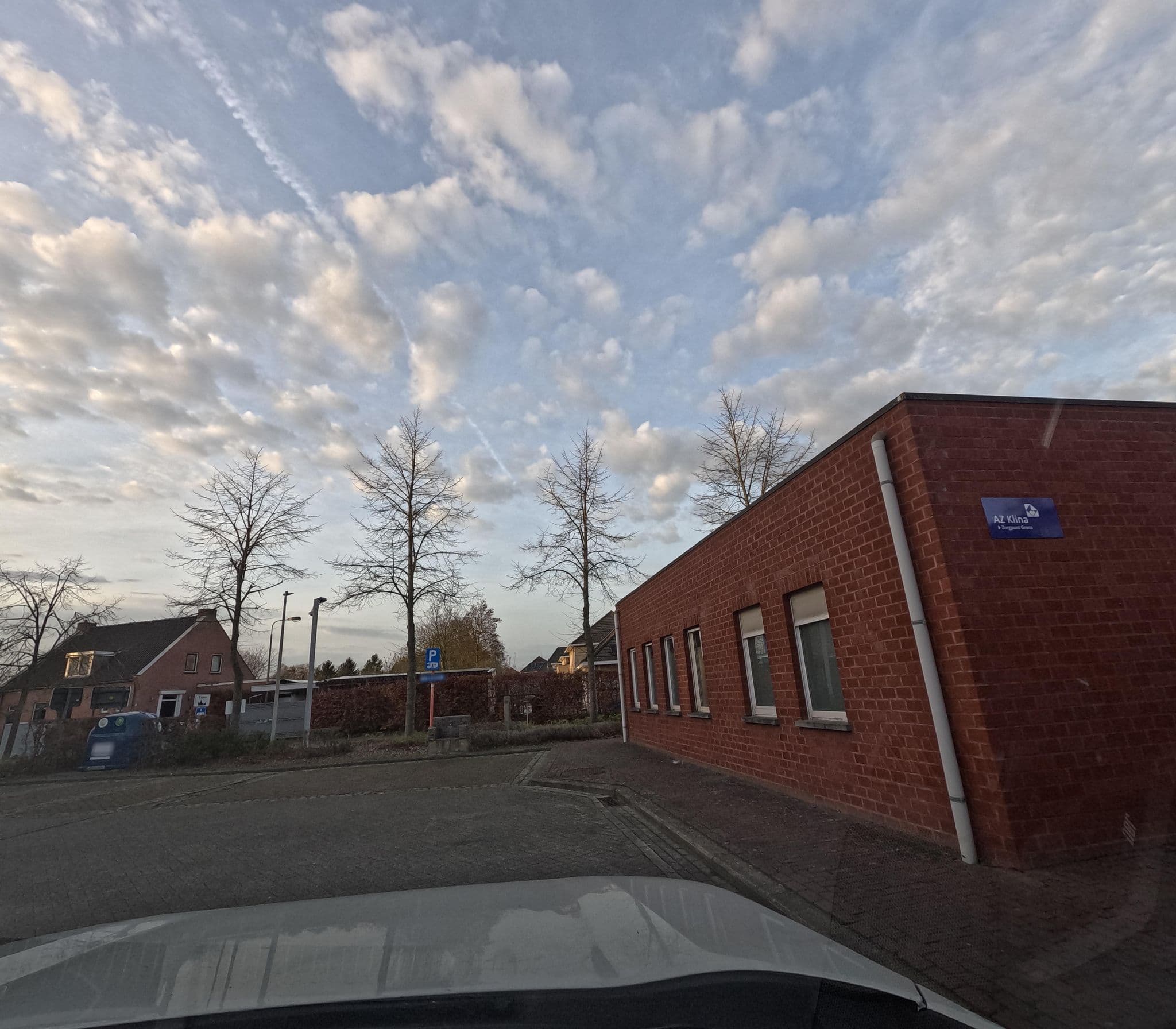 Street view near Parking Grensstraat, Essen — © filipc (CC BY-SA · Mapillary)