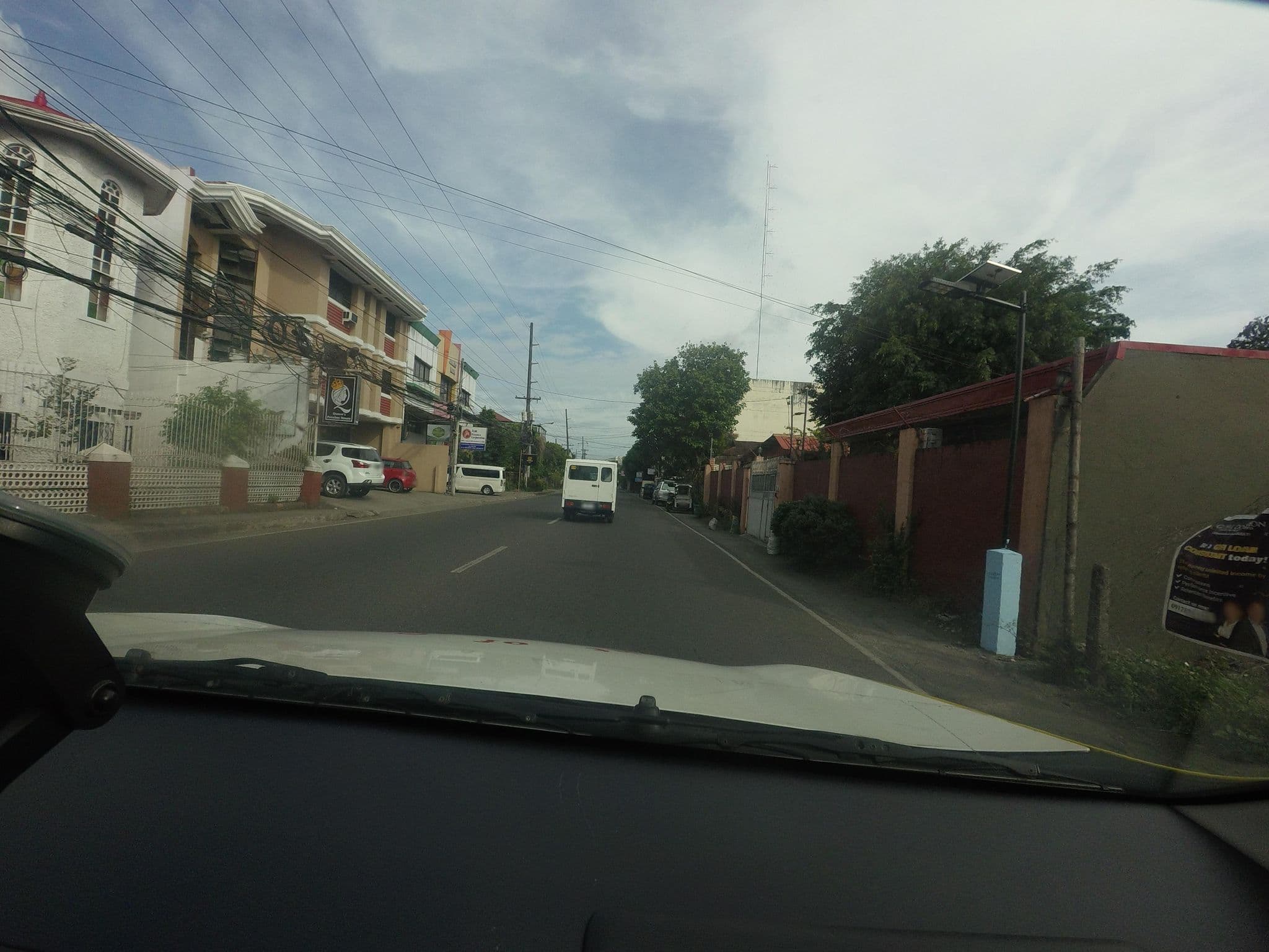 Street view near Queen's Pension House, Iloilo — © Kaart_Local (CC BY-SA · Mapillary)