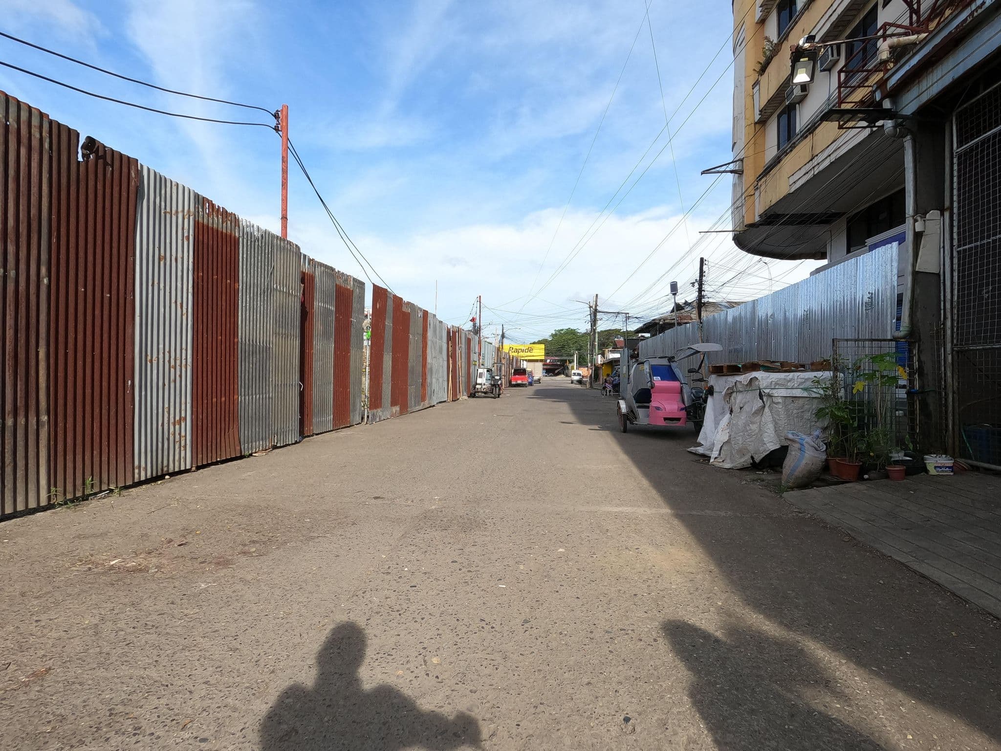 Street view near Budget Inn, Iloilo — © Kaart_Local (CC BY-SA · Mapillary)