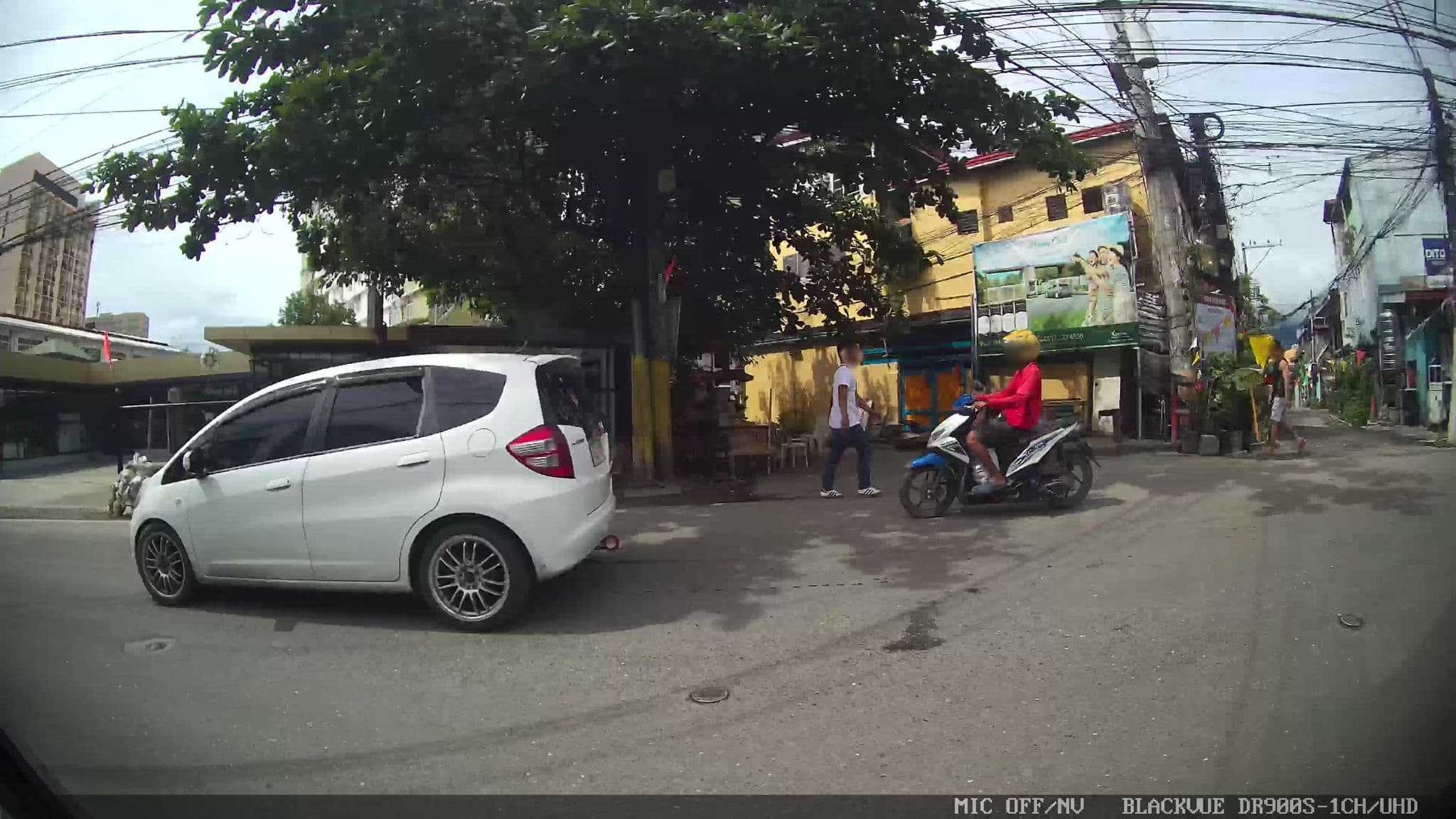 Street view near Asiana Pension Inn, Mandaue City — © Kaart---LEFT (CC BY-SA · Mapillary)