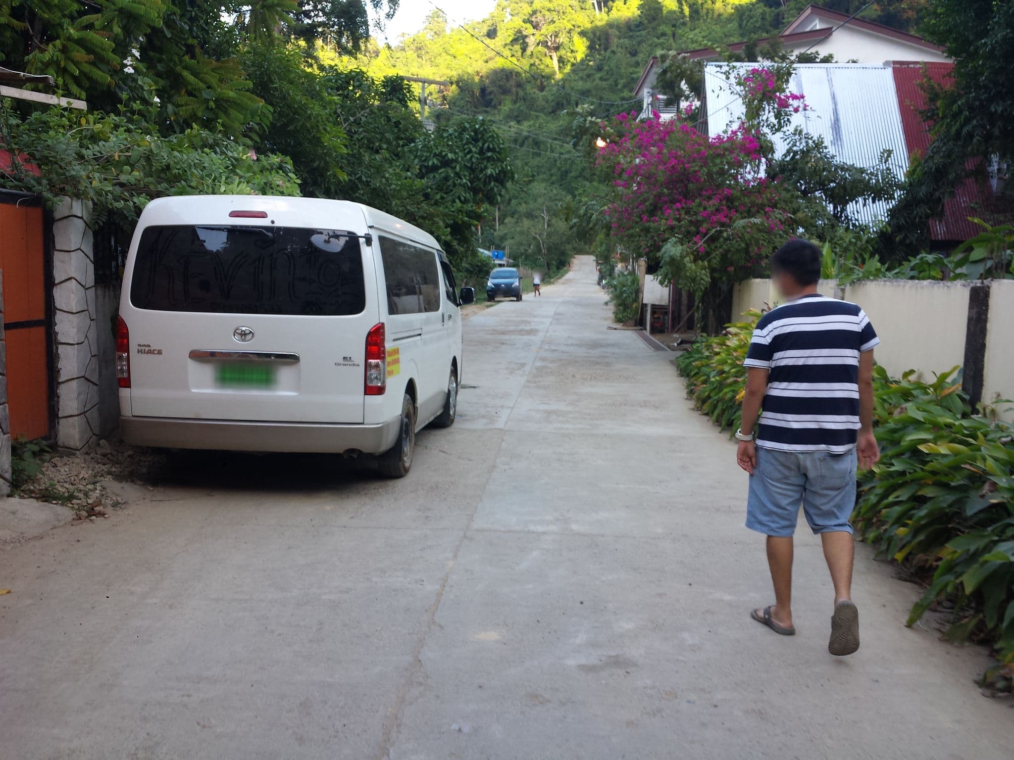 Street view near Giercel Pension, El Nido — © mrtmrt (CC BY-SA · Mapillary)