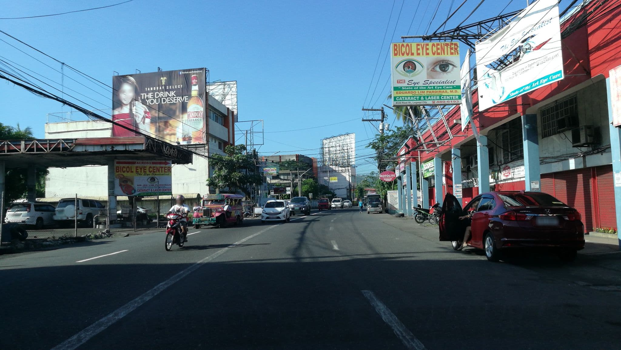 Street view near Great Pacific Inn, Legaspi — © badiiiiiit (CC BY-SA · Mapillary)