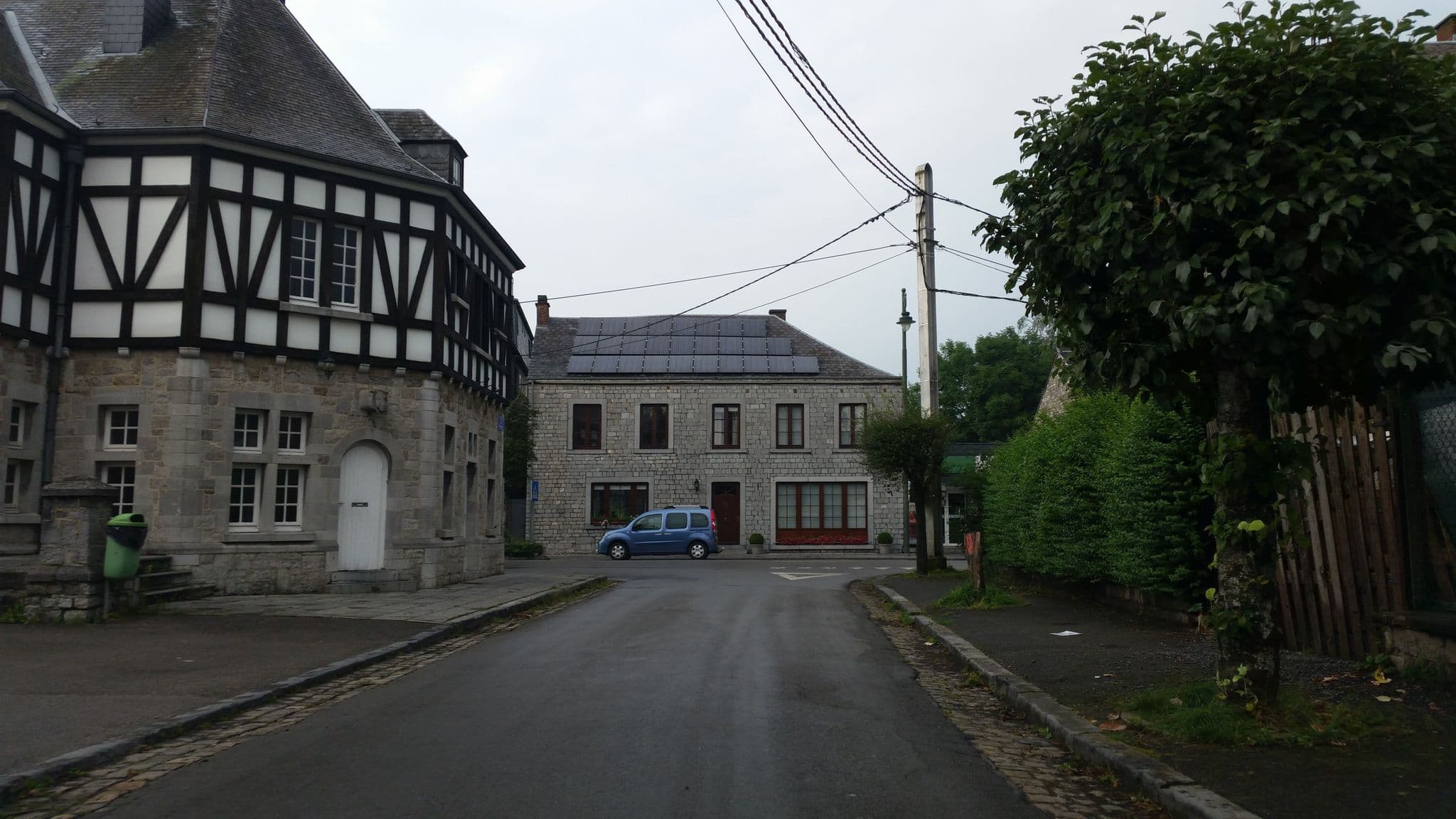 Street view near Mercure, Han-sur-Lesse — © it_s_so_funny (CC BY-SA · Mapillary)