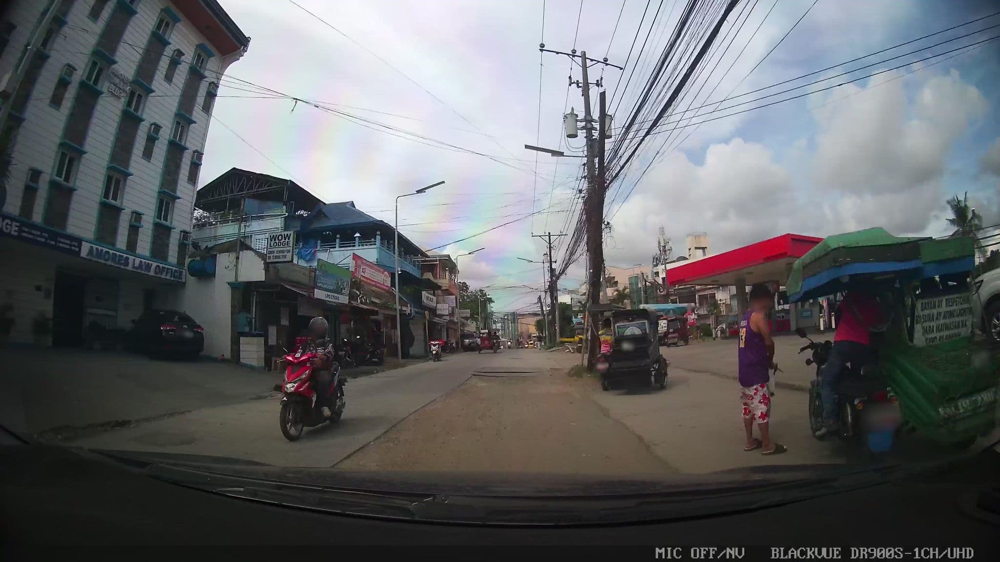 Street view near Wow Lodge, Lapu-Lapu City — © Kaart---FRONT (CC BY-SA · Mapillary)