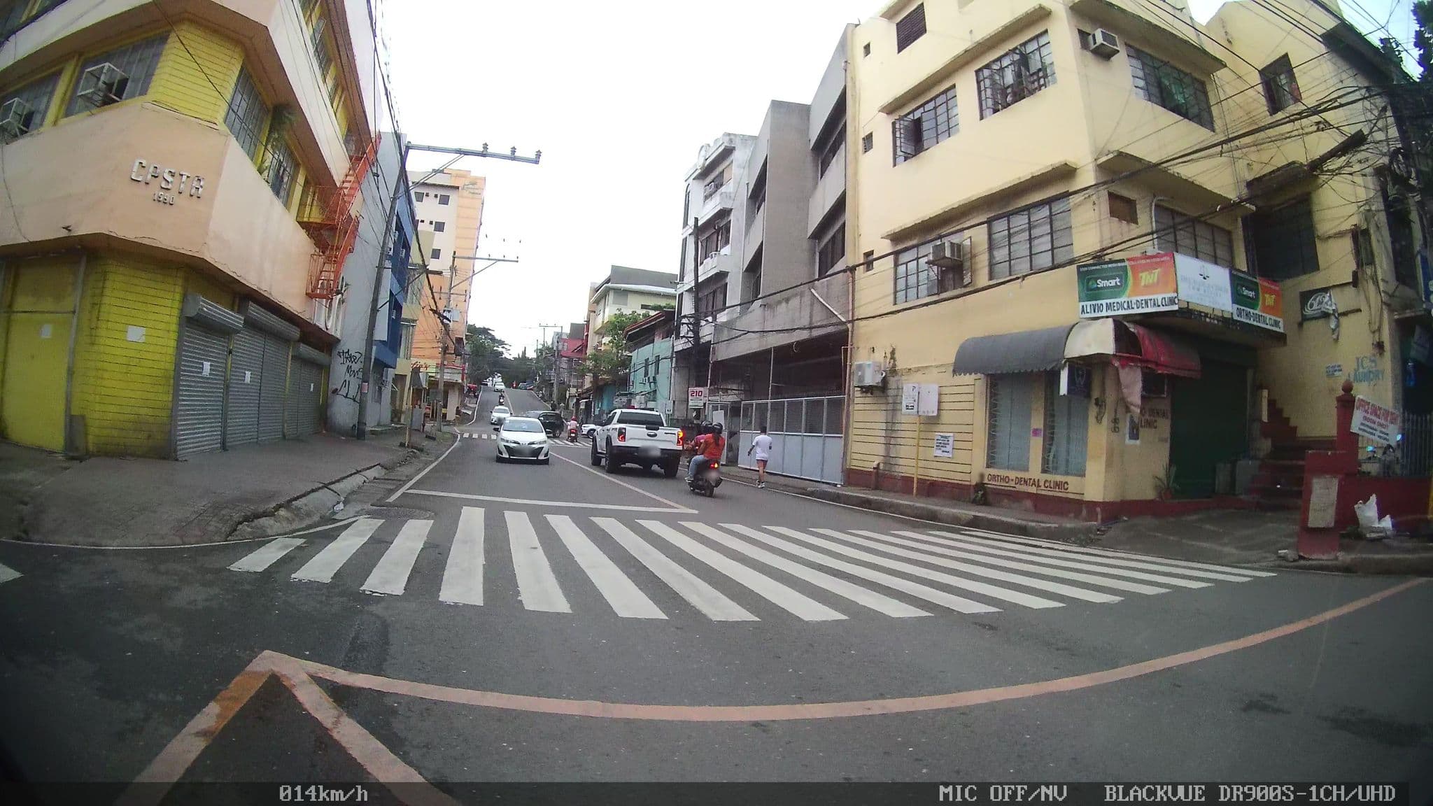 Street view near JL Suites, Adlaon — © Kaart---RIGHT (CC BY-SA · Mapillary)