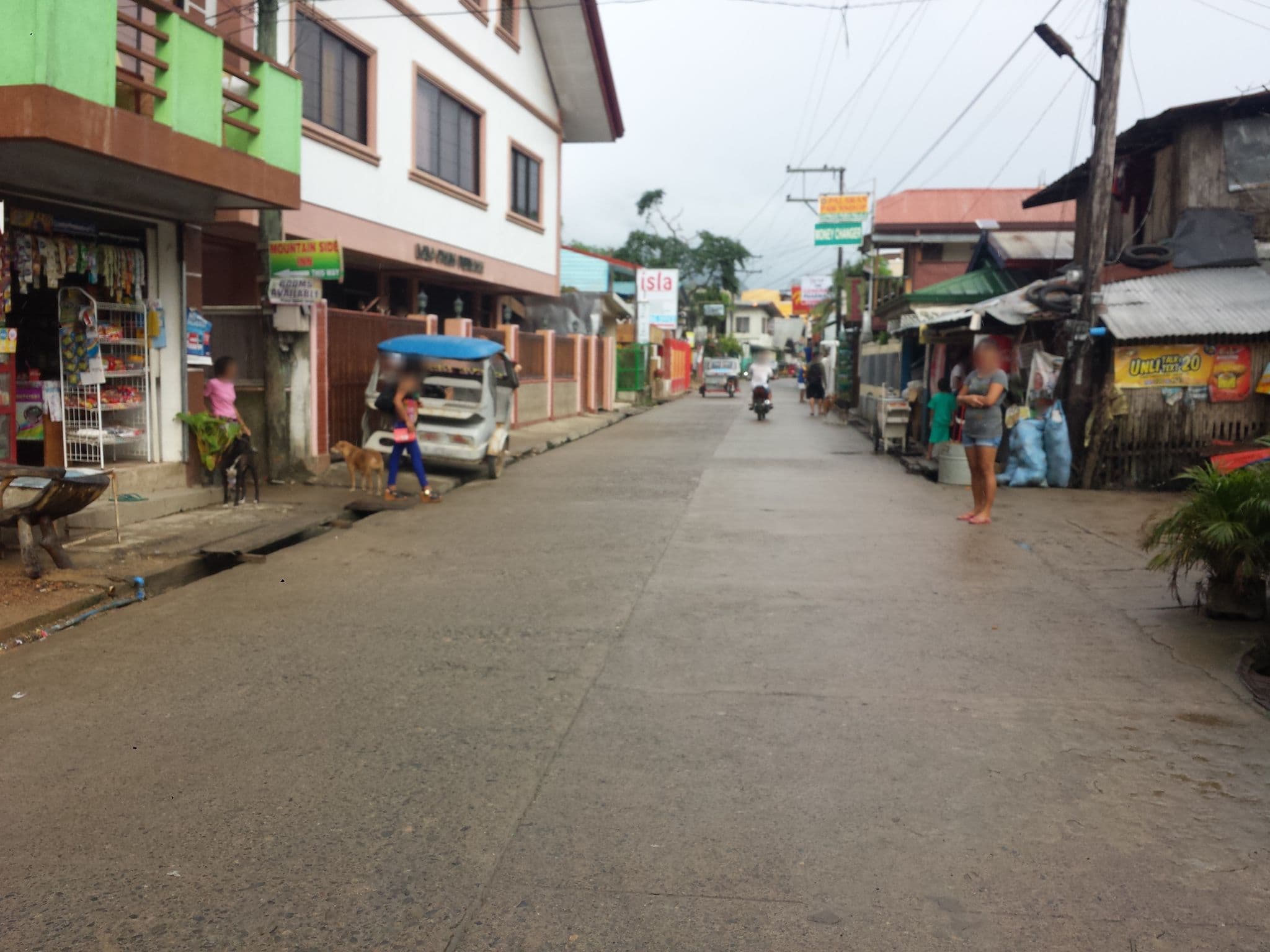 Street view near Mountainside Inn, El Nido — © mrtmrt (CC BY-SA · Mapillary)