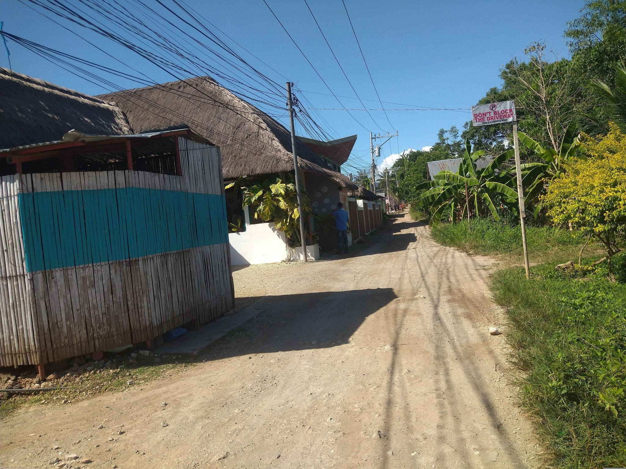 Street view near Villa Kasadya, Tawala