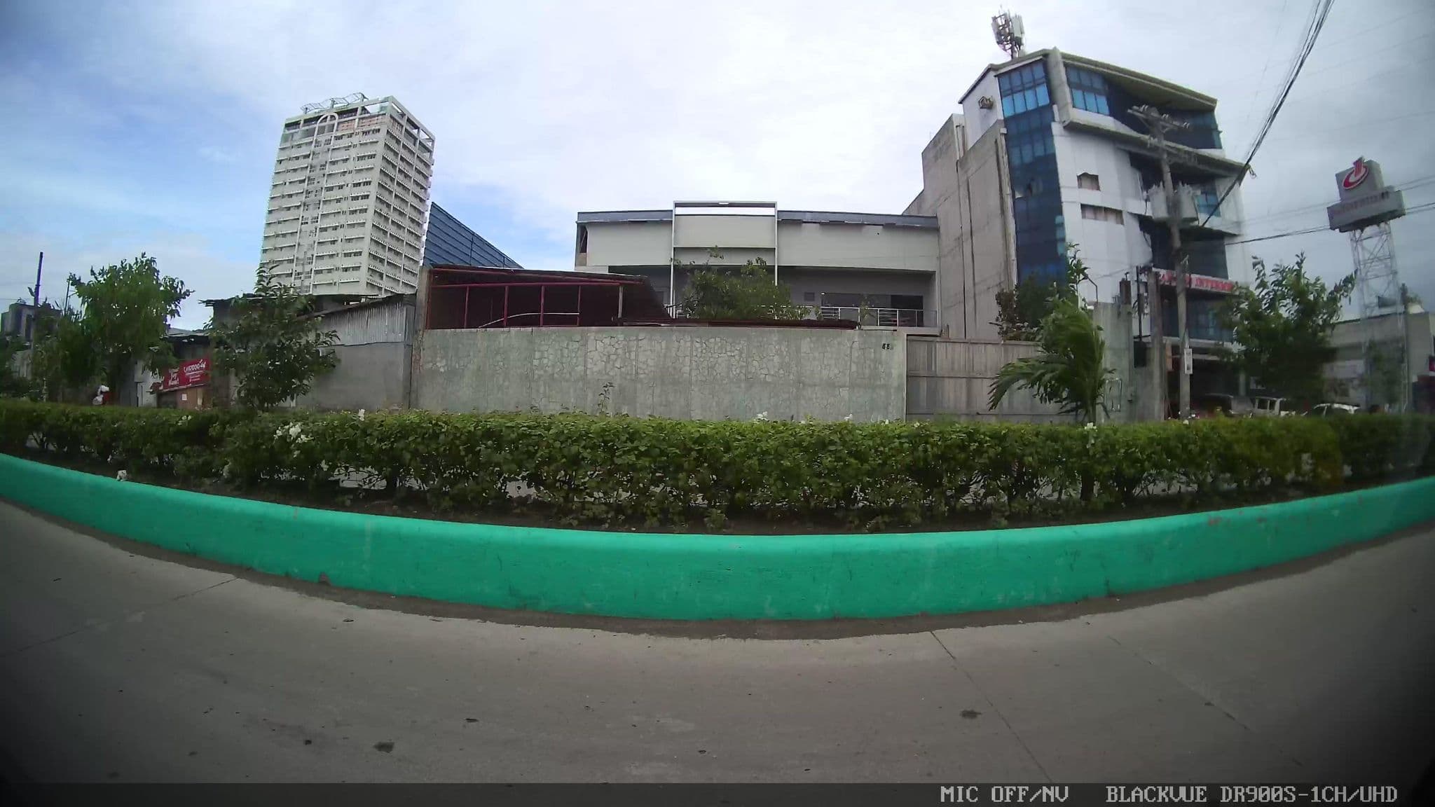 Street view near Golden Star Manning, Baugo — © Kaart---LEFT (CC BY-SA · Mapillary)