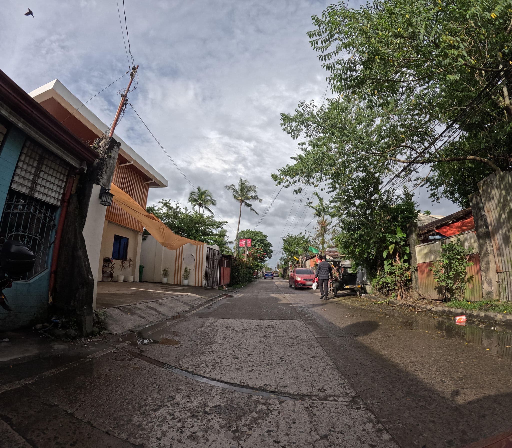 Street view near Villa Amor, Tacloban — © feyeandal (CC BY-SA · Mapillary)