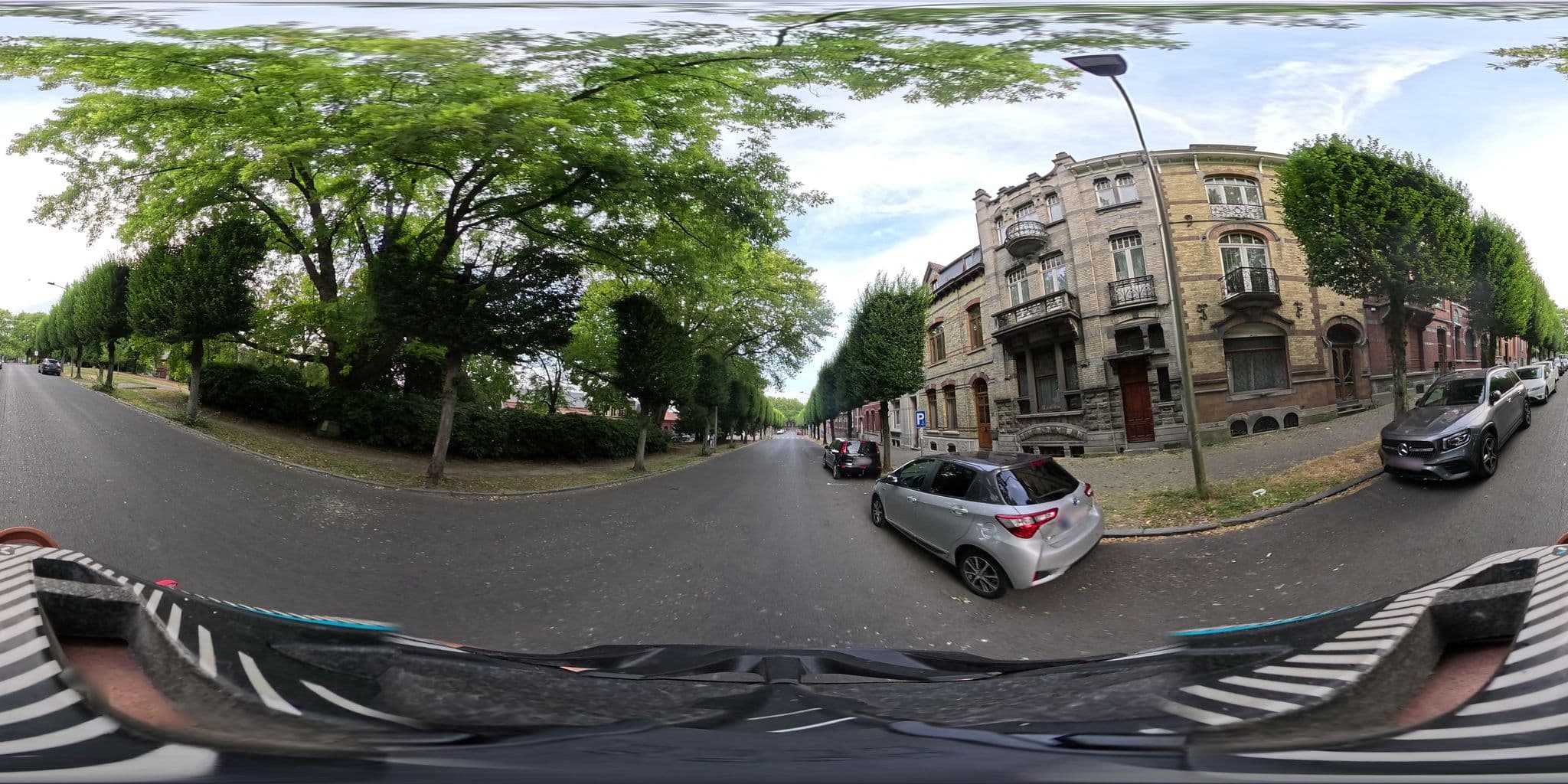 Street view near Villa Tournesol, Tournai — © rmic (CC BY-SA · Mapillary)