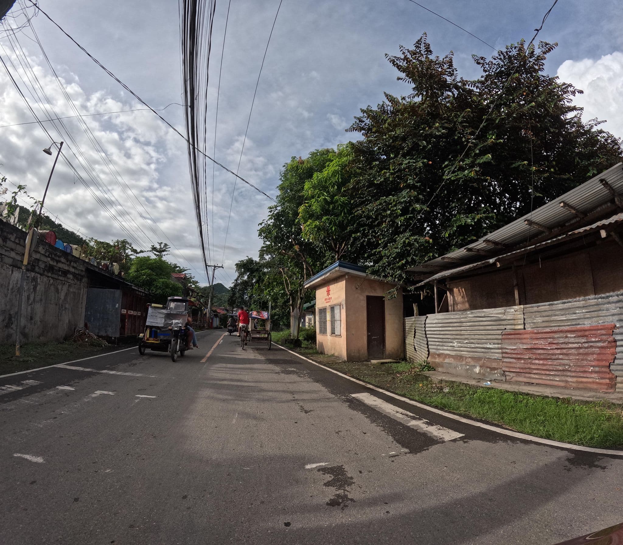 Street view near HarninVille, Pawing — © feyeandal (CC BY-SA · Mapillary)