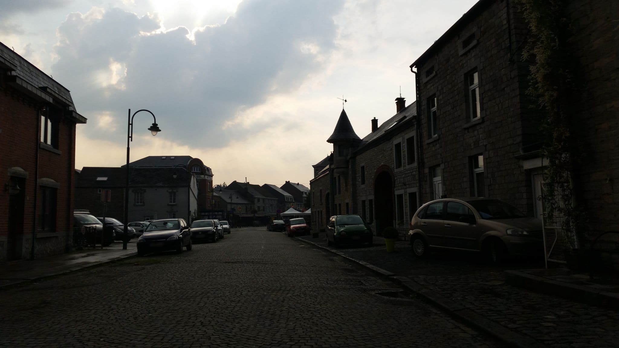 Street view near La fille de Jeanne, Han-sur-Lesse — © it_s_so_funny (CC BY-SA · Mapillary)