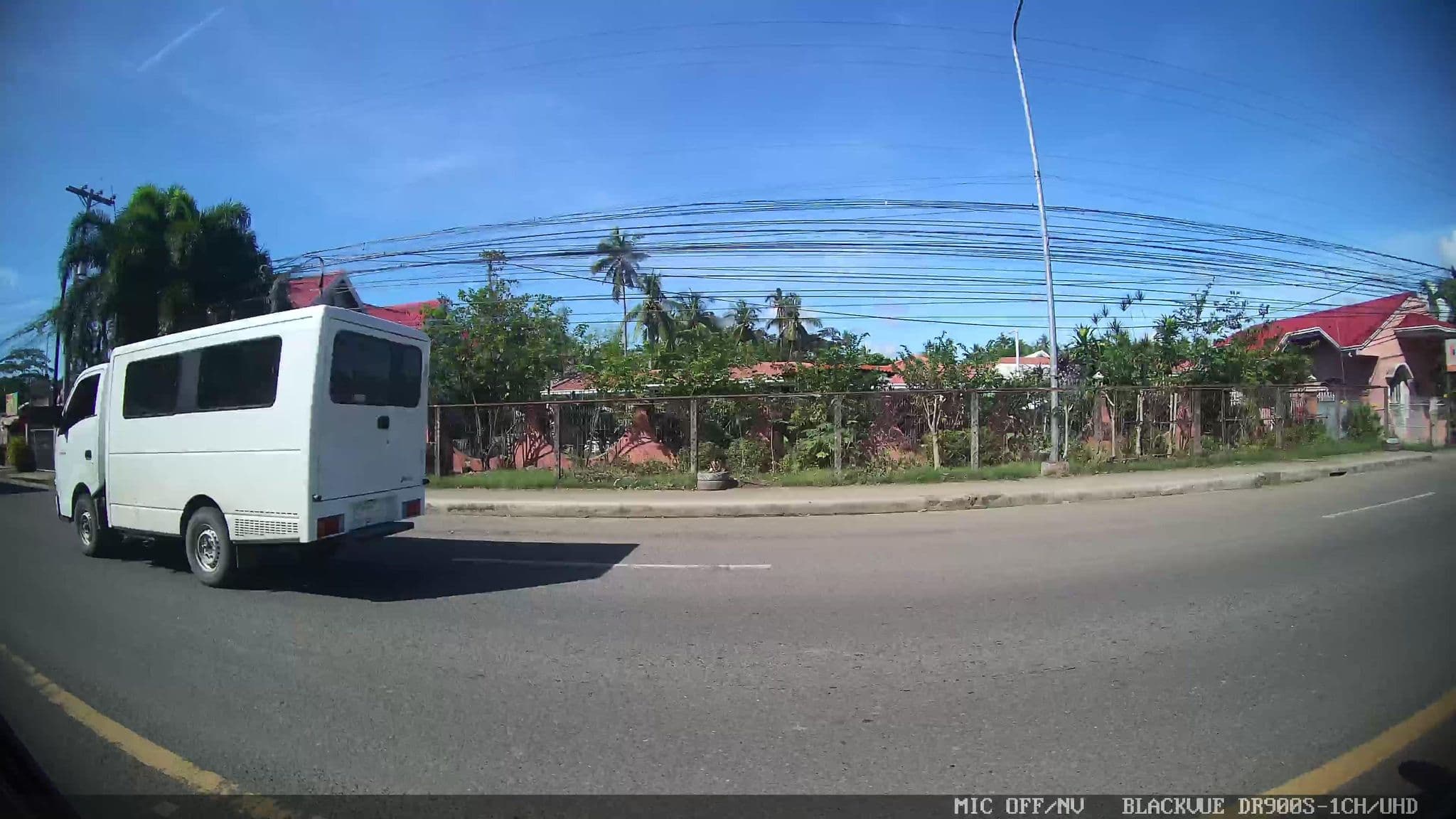 Street view near Wiggys Beach Resort, Kotkot — © Kaart---LEFT (CC BY-SA · Mapillary)