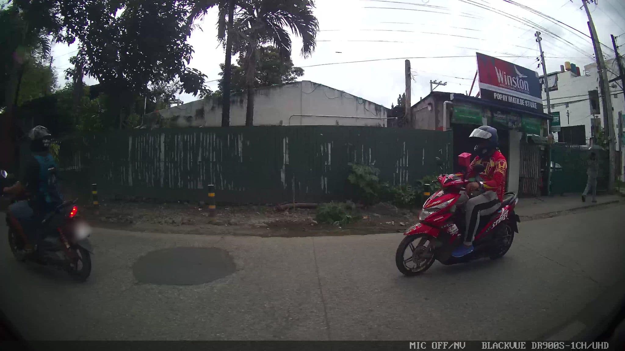 Street view near Acasy Homes, Lapu-Lapu City — © Kaart---RIGHT (CC BY-SA · Mapillary)
