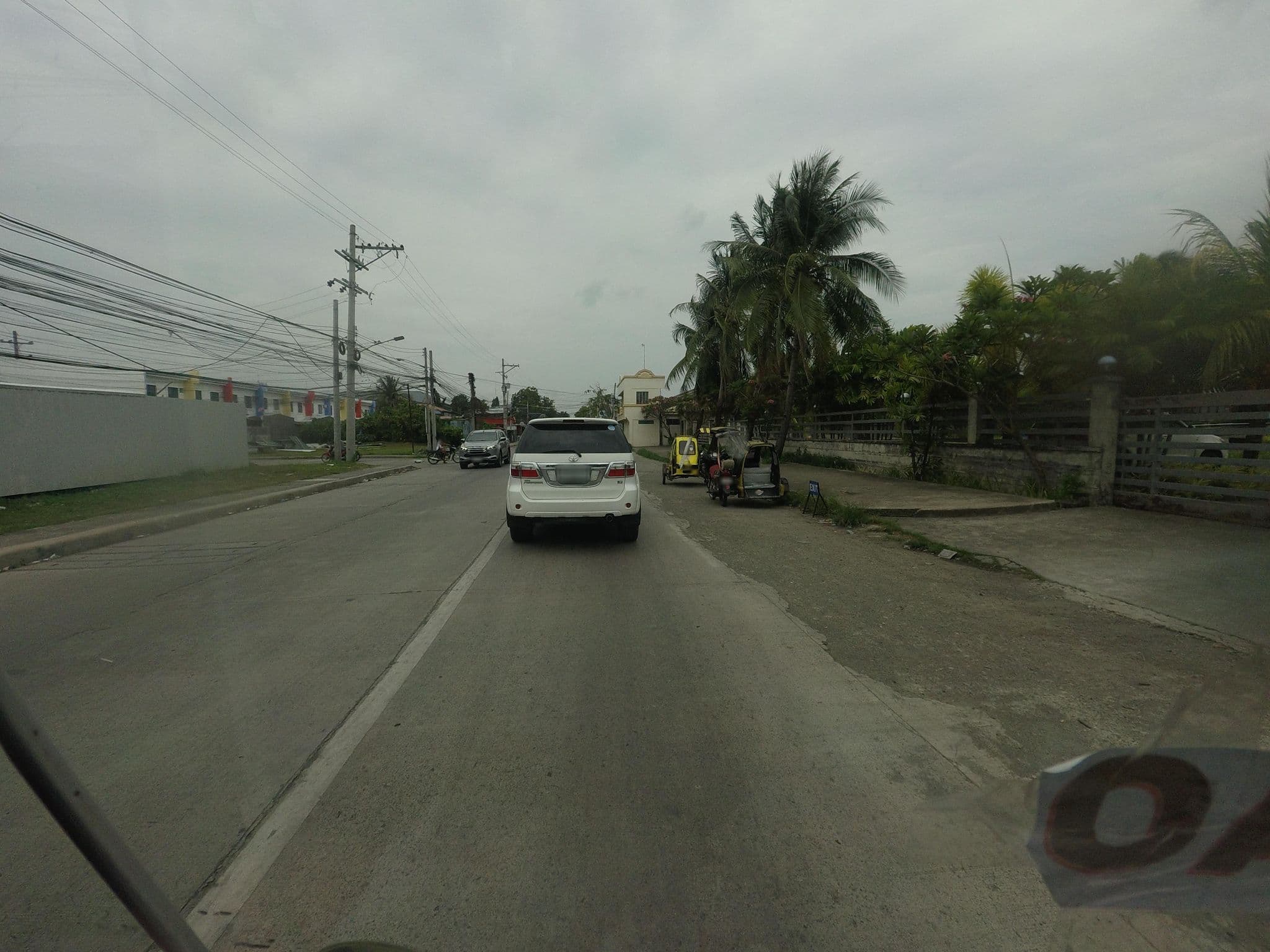Street view near Amosup activity center and sailor's home, Pakiad — © Kaart_Local (CC BY-SA · Mapillary)