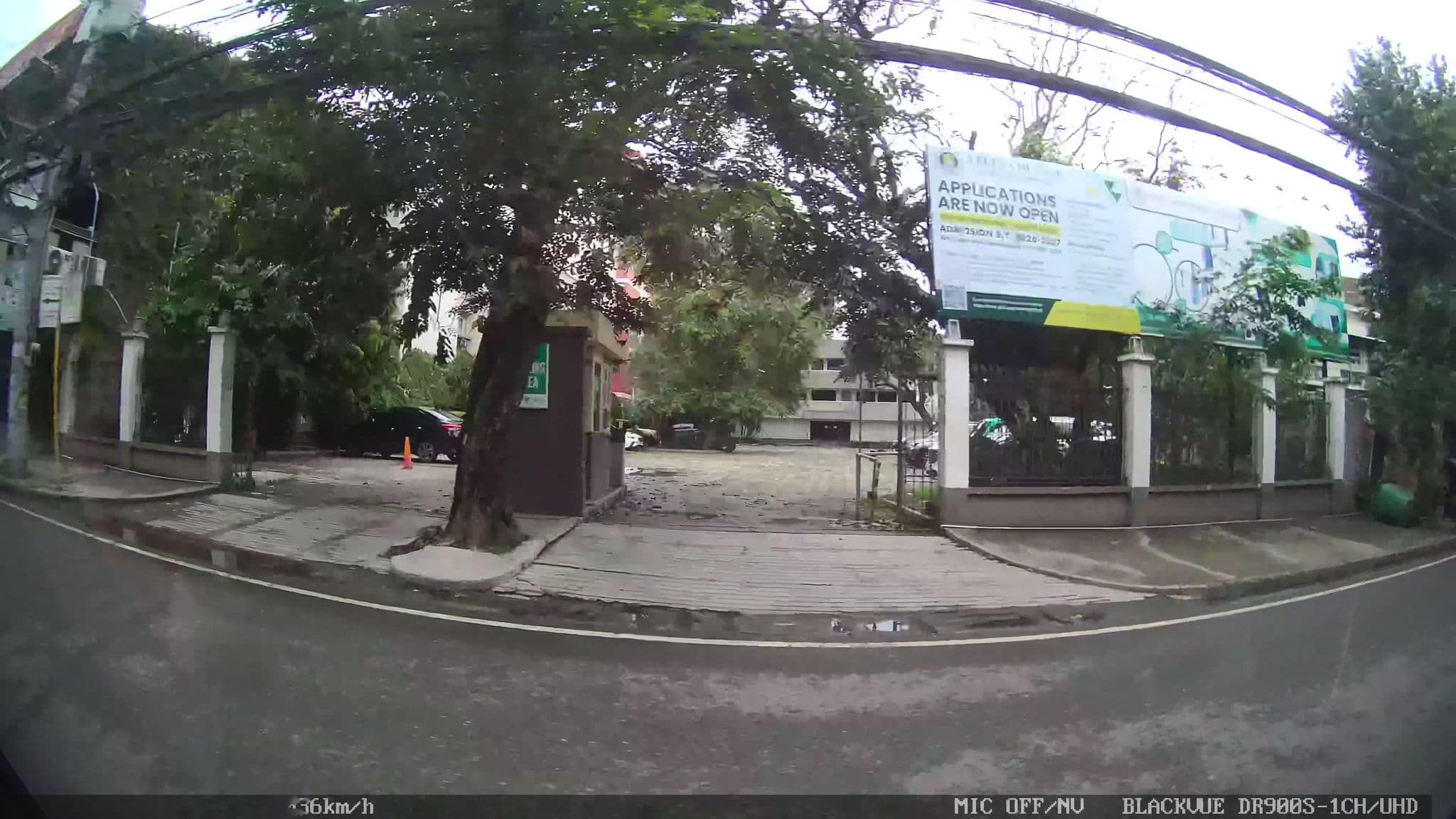 Street view near Holiday Plaza Hotel, Adlaon — © Kaart---RIGHT (CC BY-SA · Mapillary)
