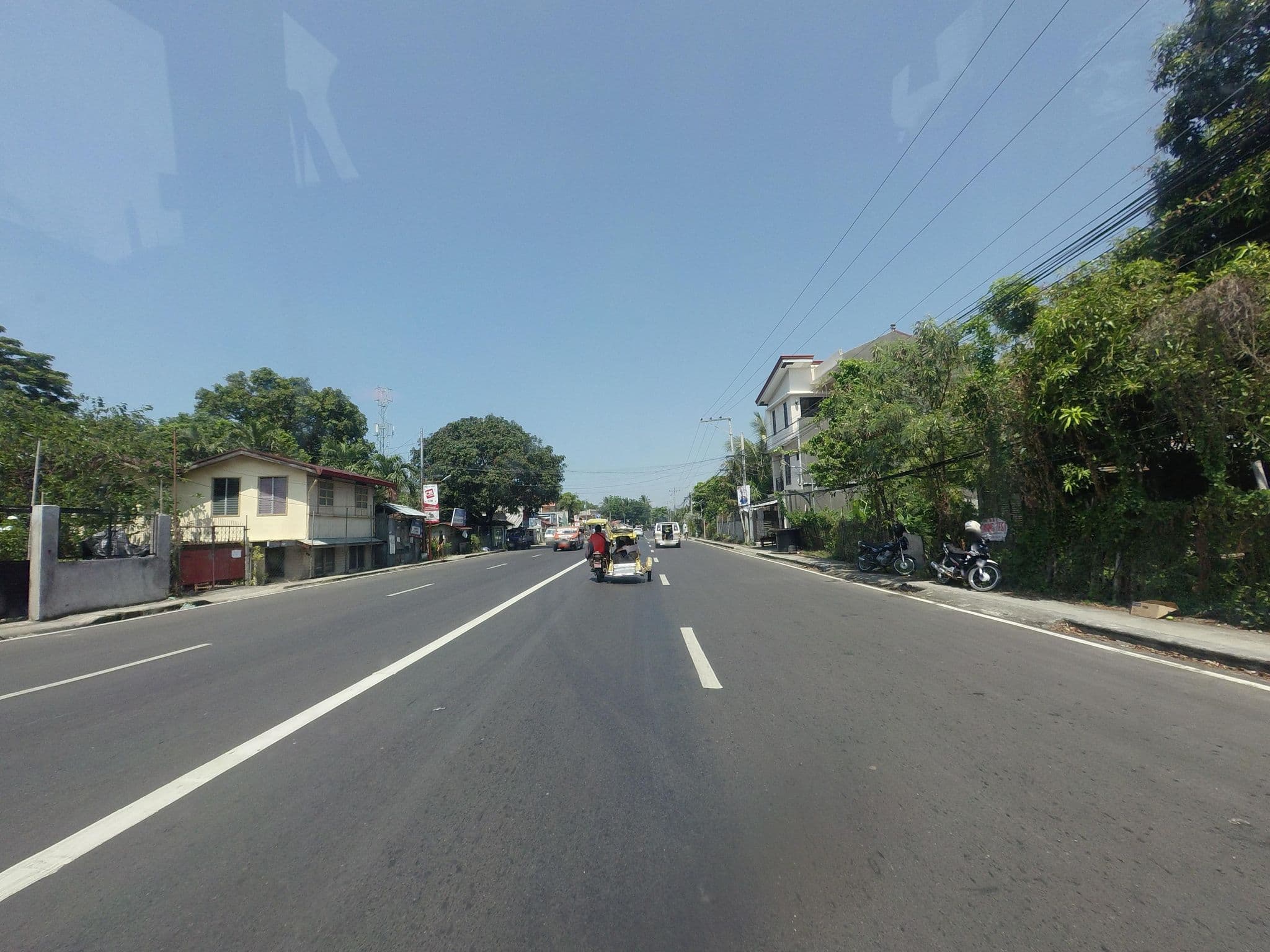 Street view near Haro Motel, Oton — © Kaart_Local (CC BY-SA · Mapillary)