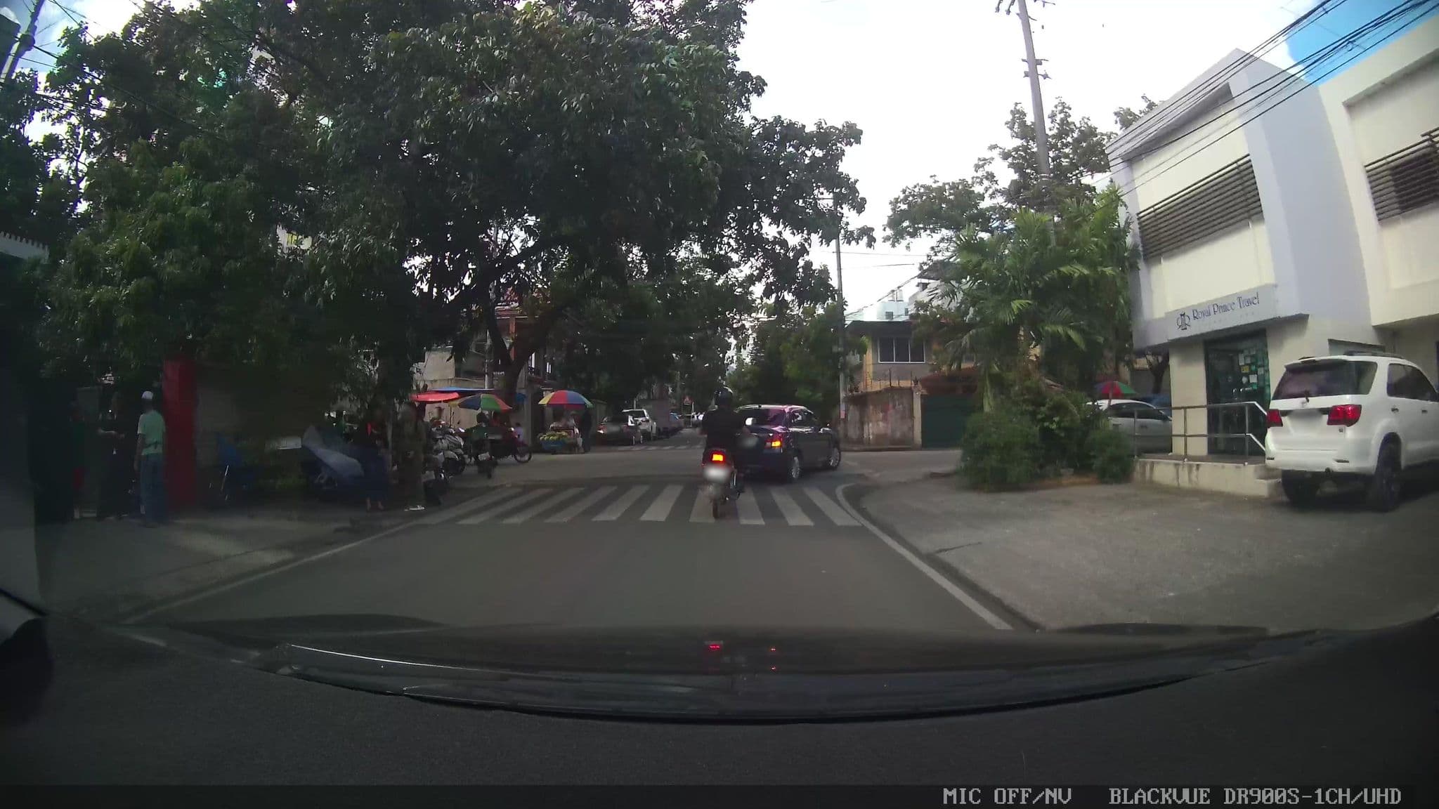 Street view near Gran Tierra Suites, Cebu City — © Kaart---FRONT (CC BY-SA · Mapillary)