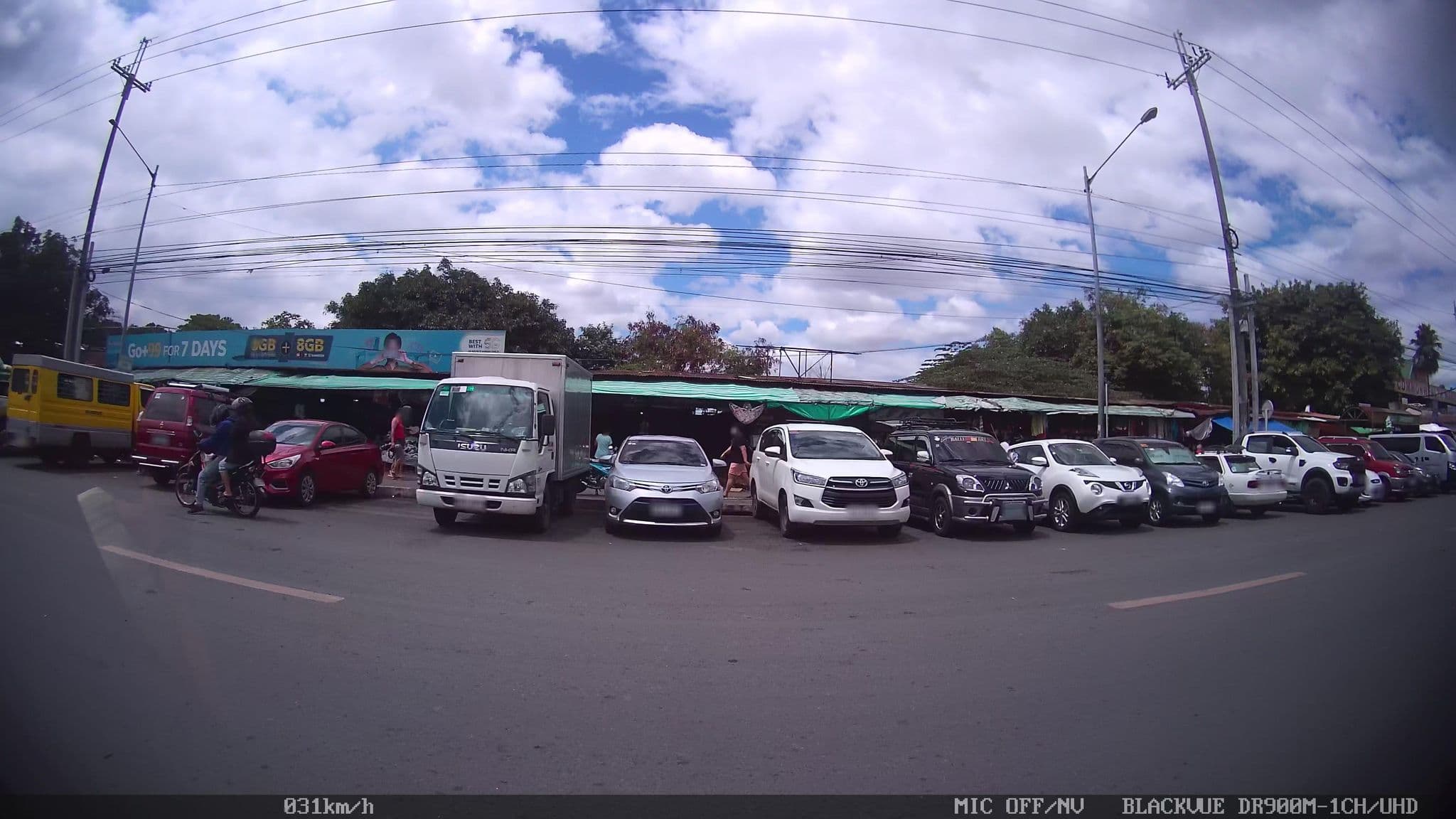 Street view near Beehive Hotel, Commonwealth — © kaart_4 (CC BY-SA · Mapillary)