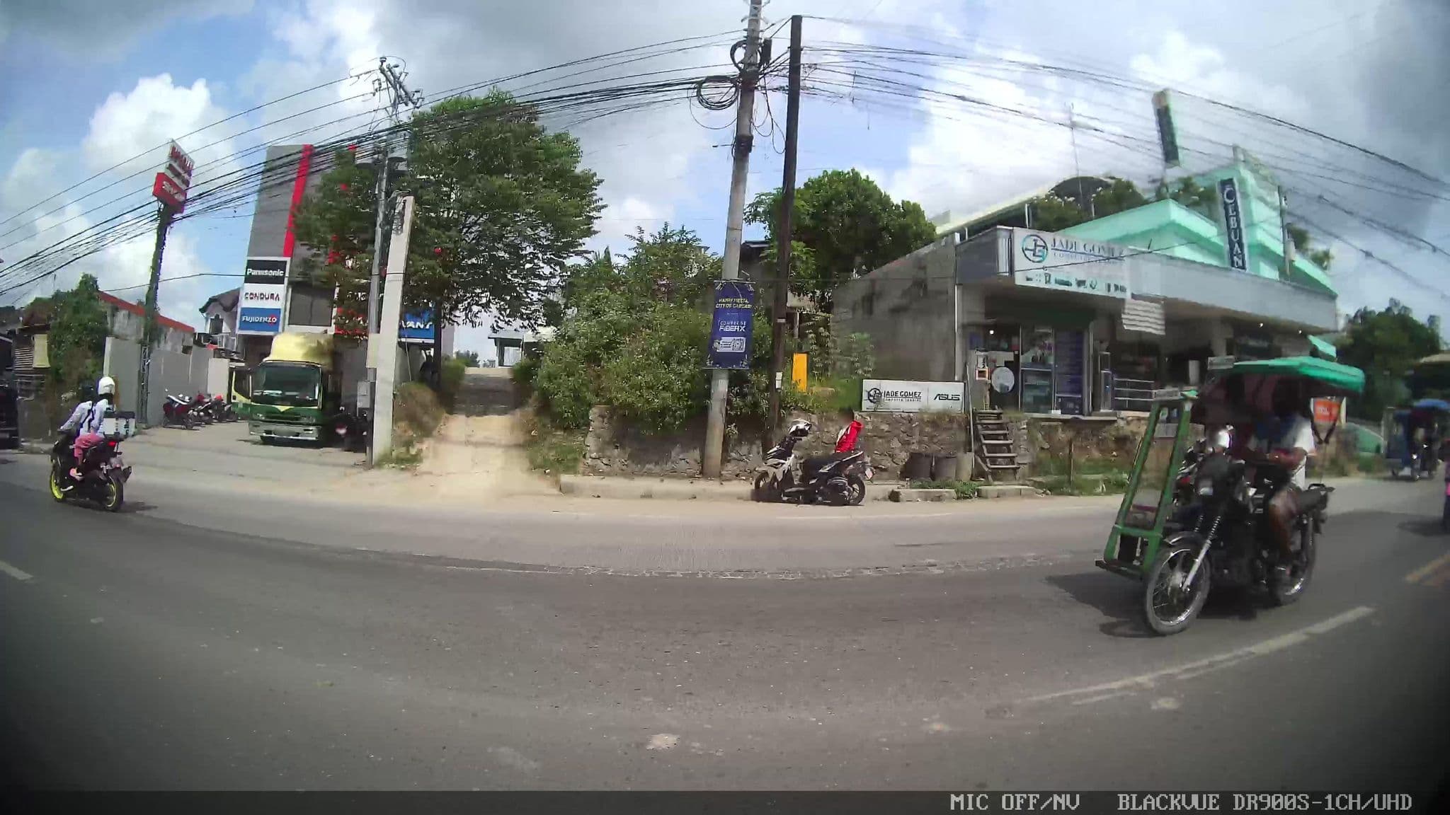 Street view near Tatope Travel Lodge, Carcar — © Kaart---LEFT (CC BY-SA · Mapillary)