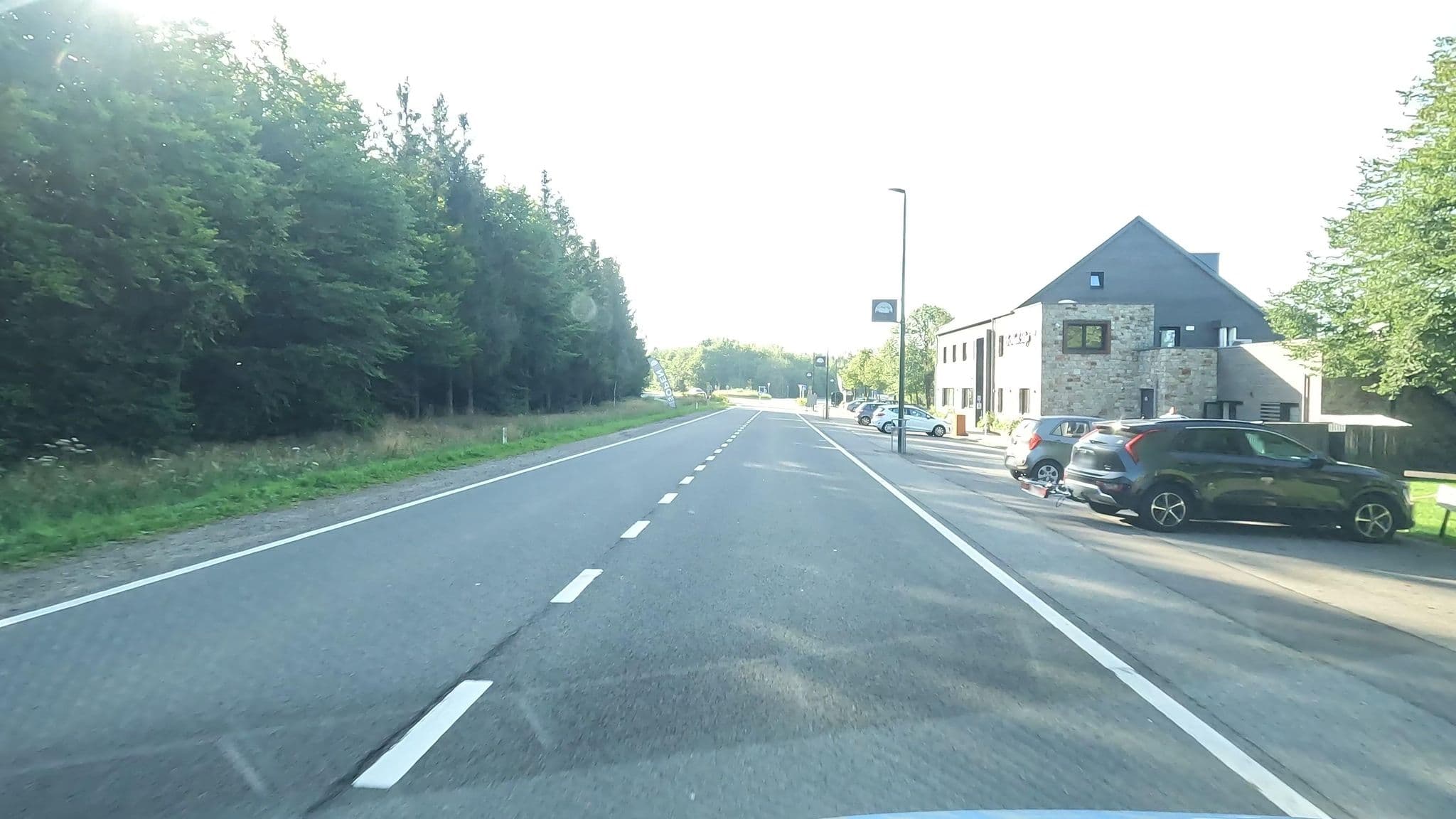 Street view near Hôtel Le Mont Rigi, Robertville — © vinisa (CC BY-SA · Mapillary)