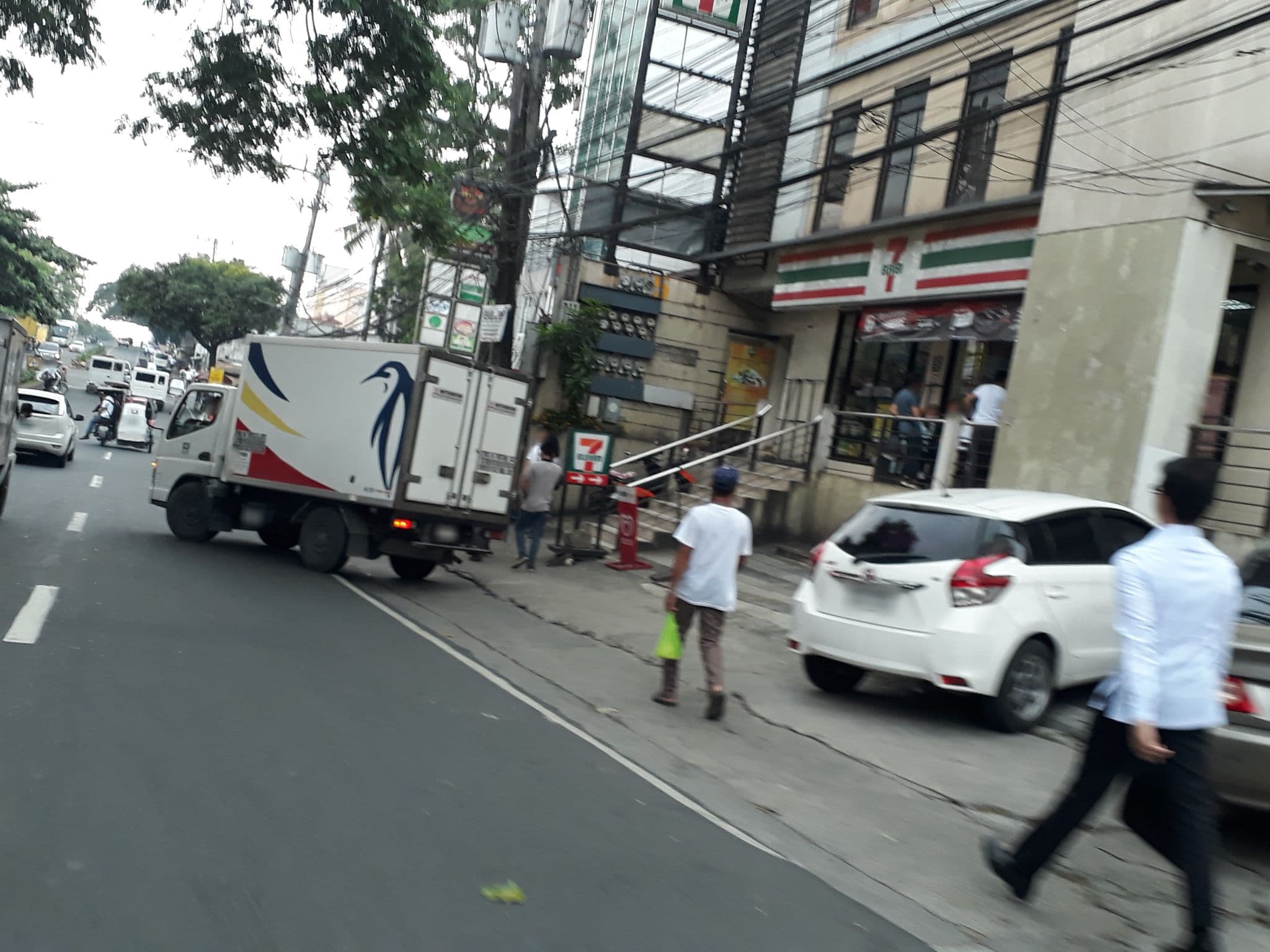 Street view near St. Mary’s Dormitory, Quezon City — © noie (CC BY-SA · Mapillary)