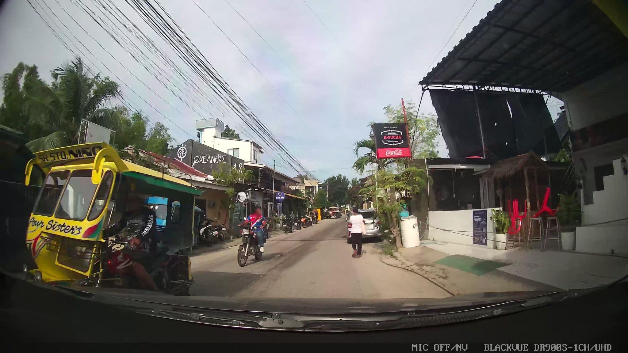 Street view near Island Girl Bed and Breakfast, Basdiot — © Kaart---FRONT (CC BY-SA · Mapillary)